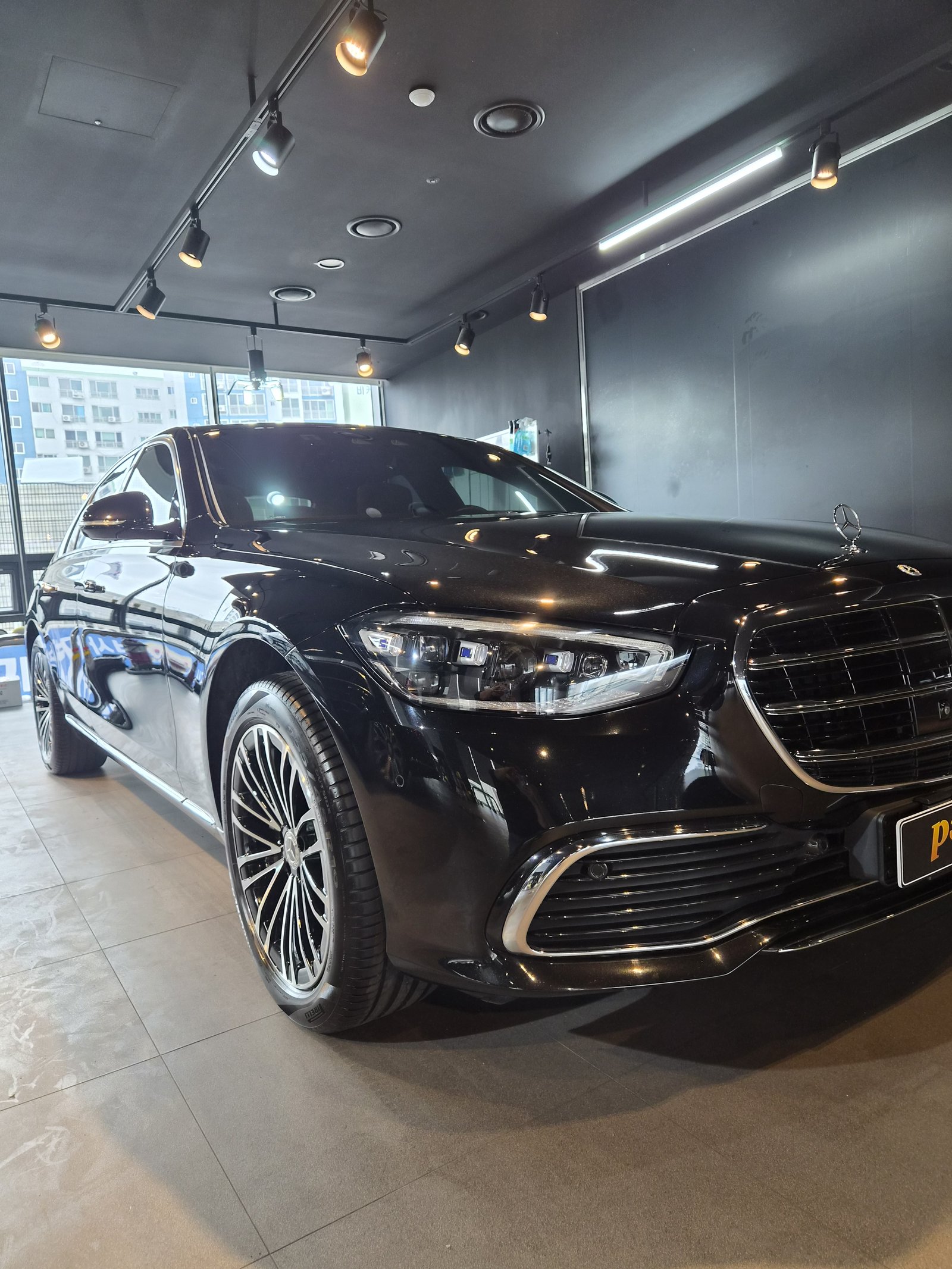벤츠 S350 검정 전측면 글로시 - 부산 신차 유리막코팅