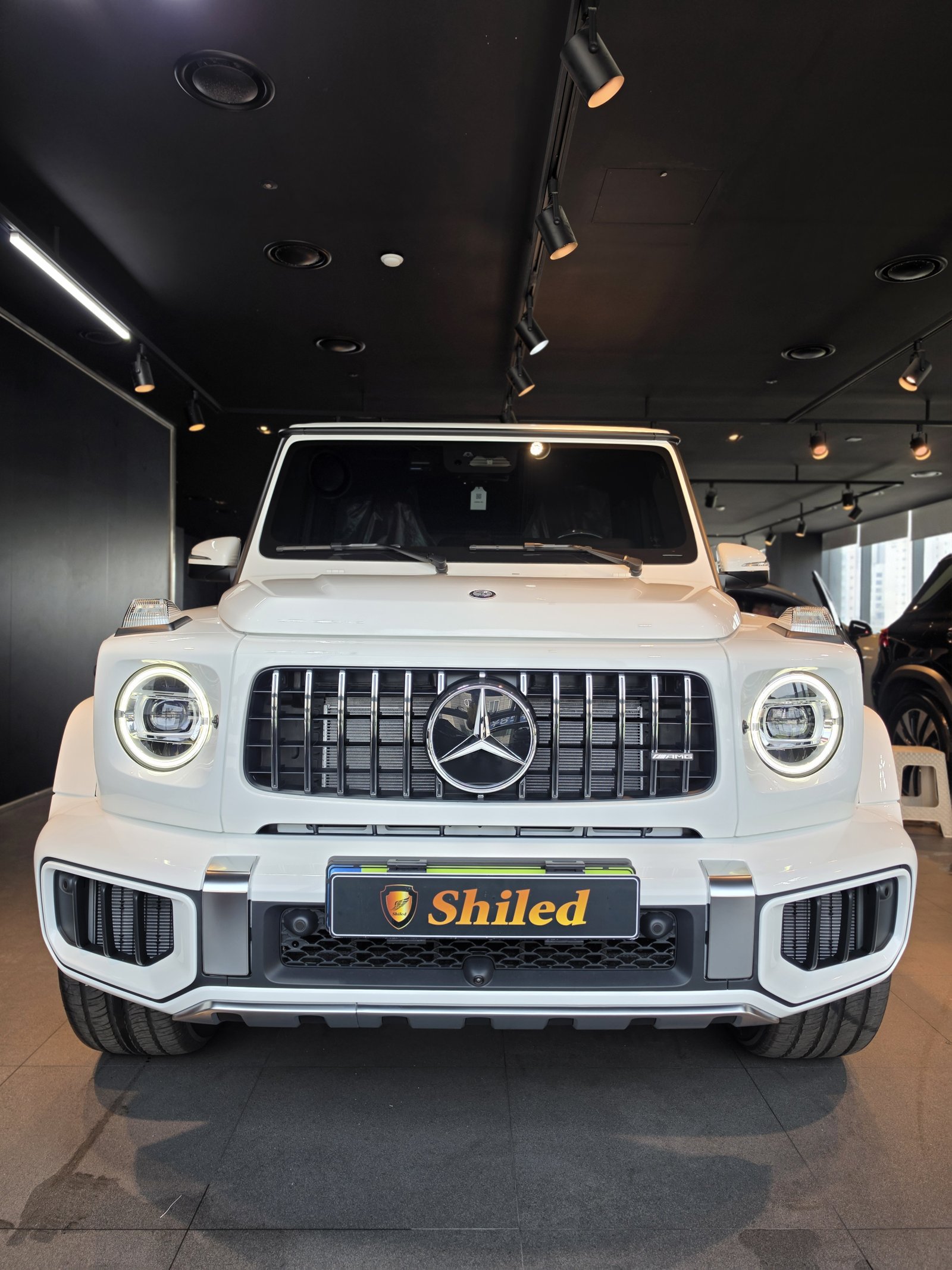 벤츠 G63 AMG 백색 신차 F5 유리막코팅 - 부산 벤츠 유리막코팅 전면