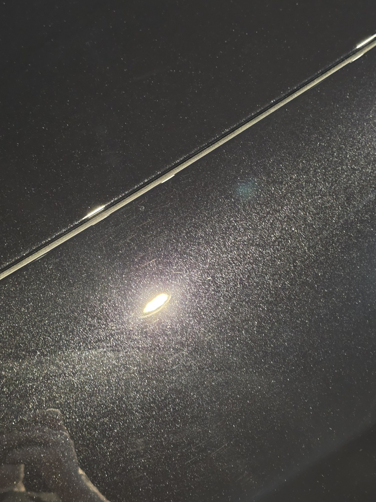 벤츠 S500 메탈릭 블랙 도장면 스월 - 광택 전 상태