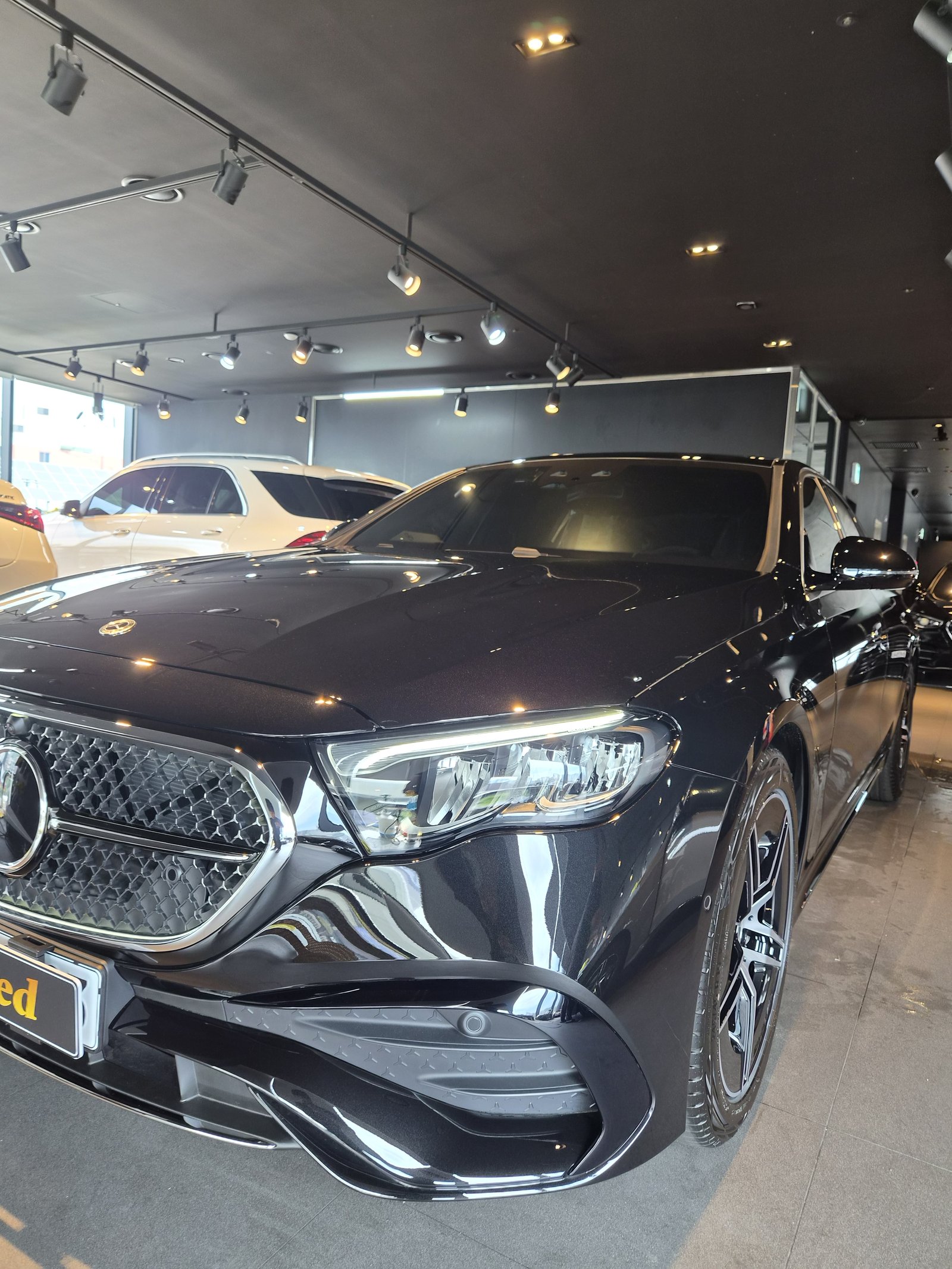 부산 벤츠 유리막코팅 E200 검정 AMG 다이아몬드 그릴 - 신차코팅