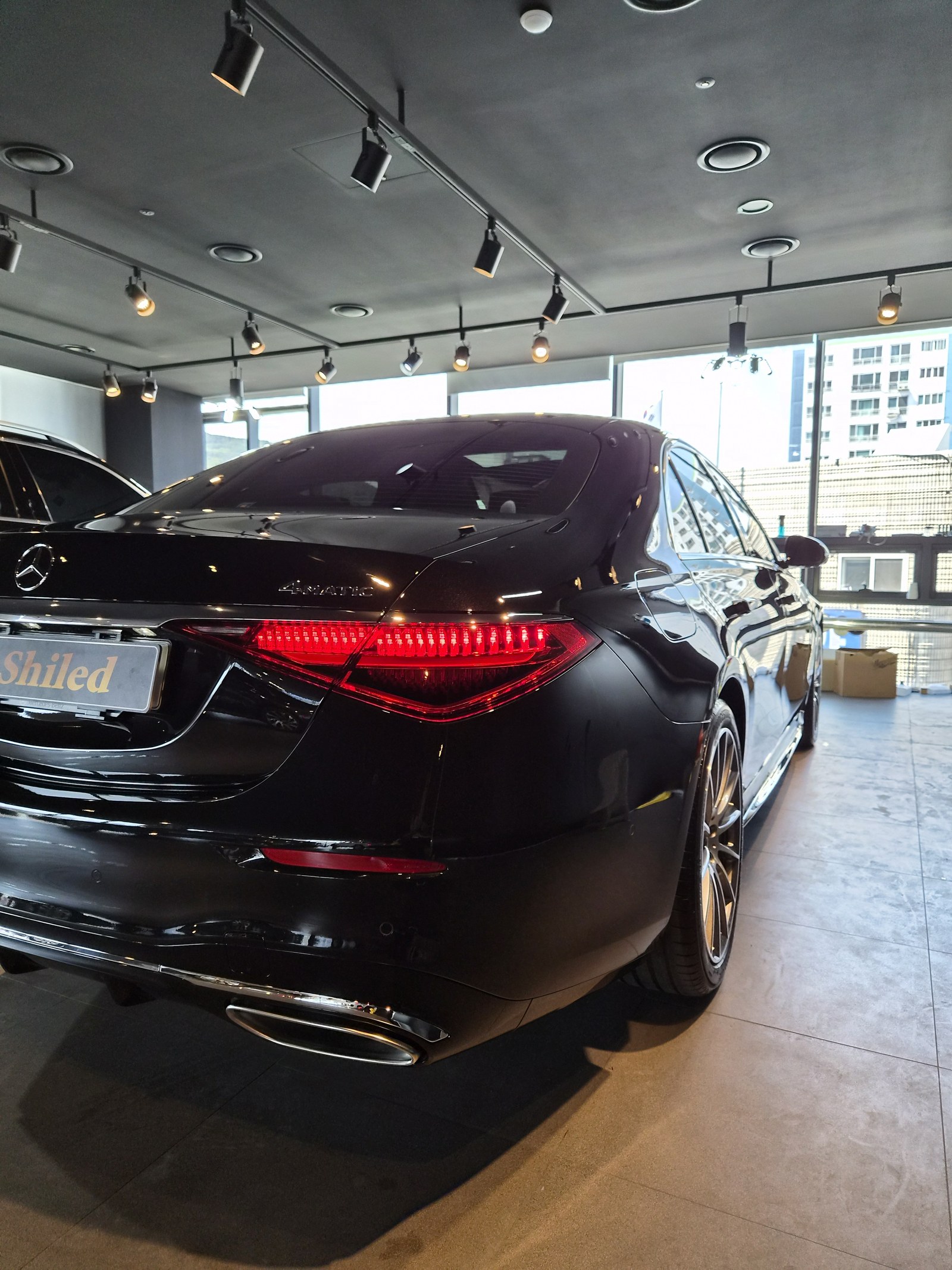 부산 벤츠 유리막코팅 S450 검정 후측면 - 쉴드광택 신차코팅