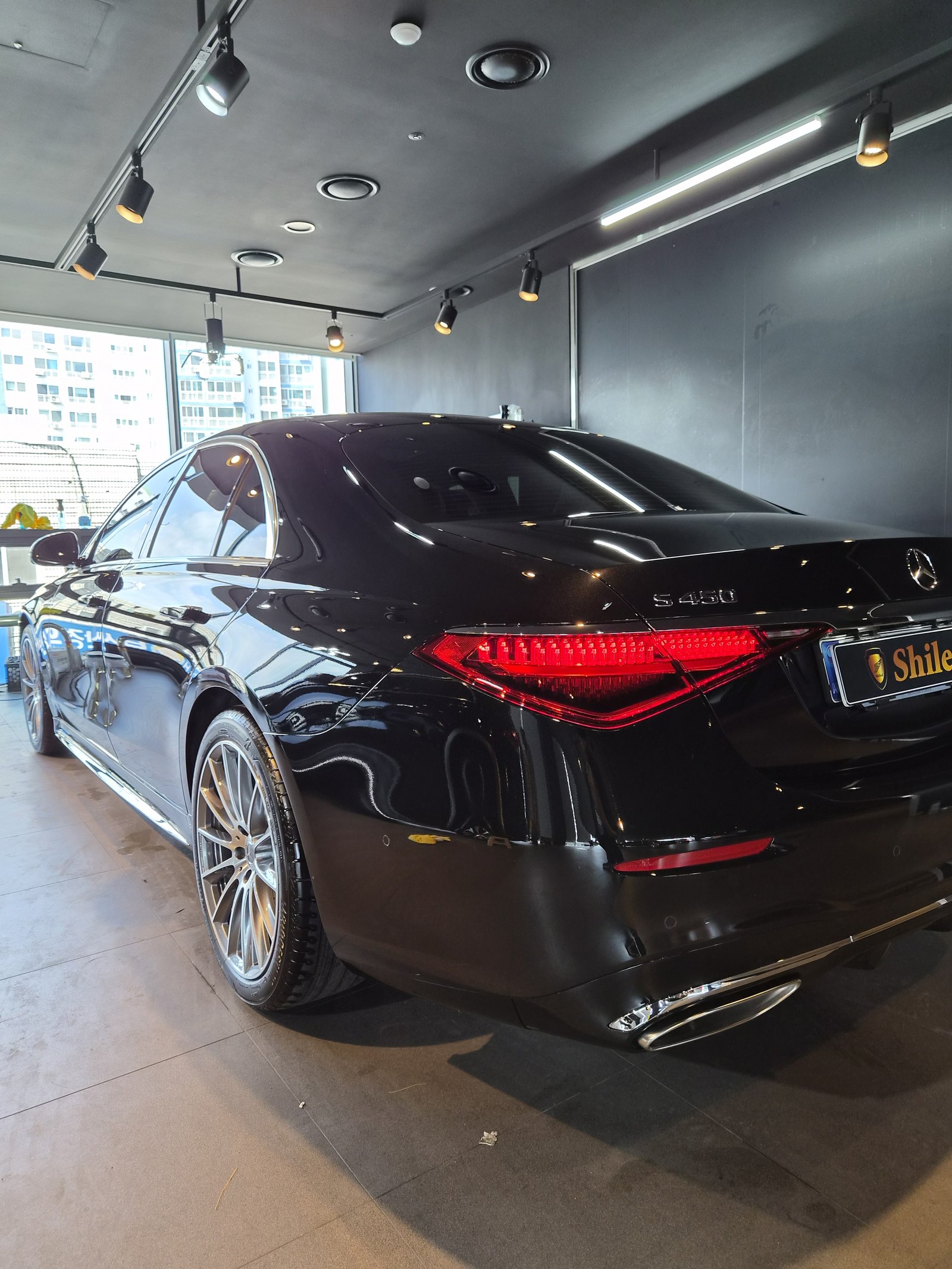 부산 벤츠 유리막코팅 S450 검정 측후면 - 신차 유리막코팅