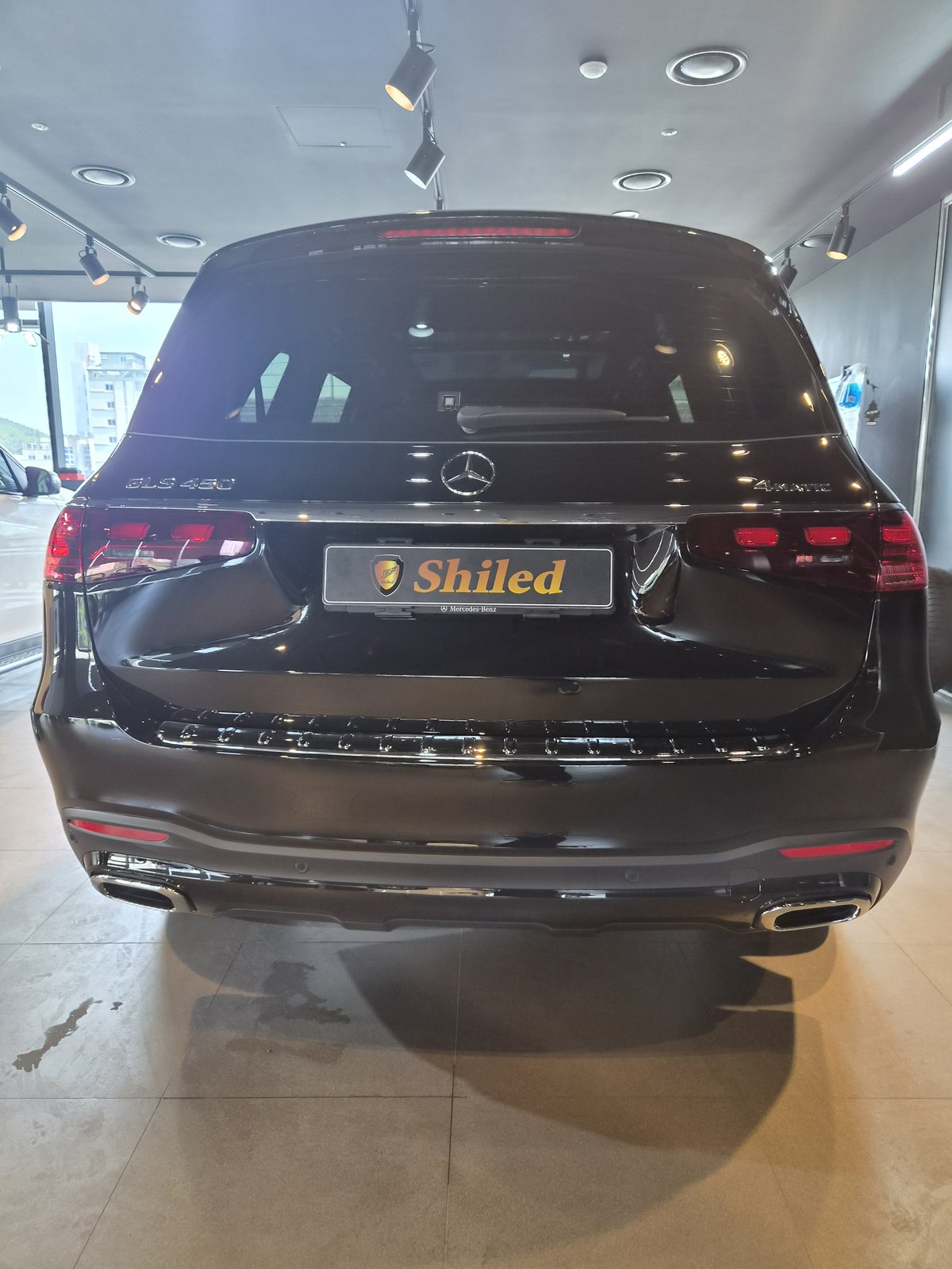 부산 벤츠 유리막코팅 GLS450 검정 후면 - F5 유리막코팅