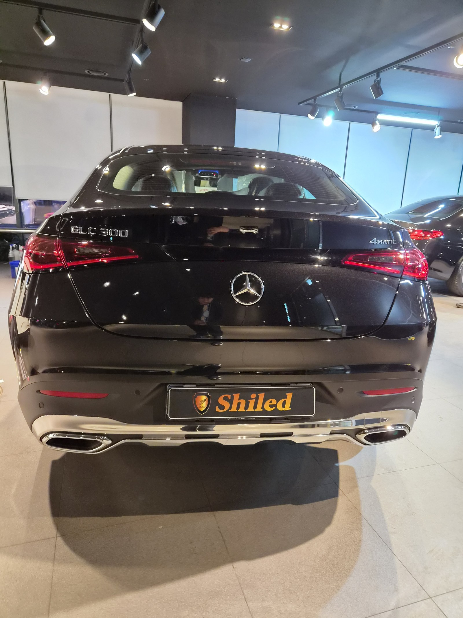 부산 벤츠 GLC300 쿠페 블랙 신차 후면 쉴드광택
