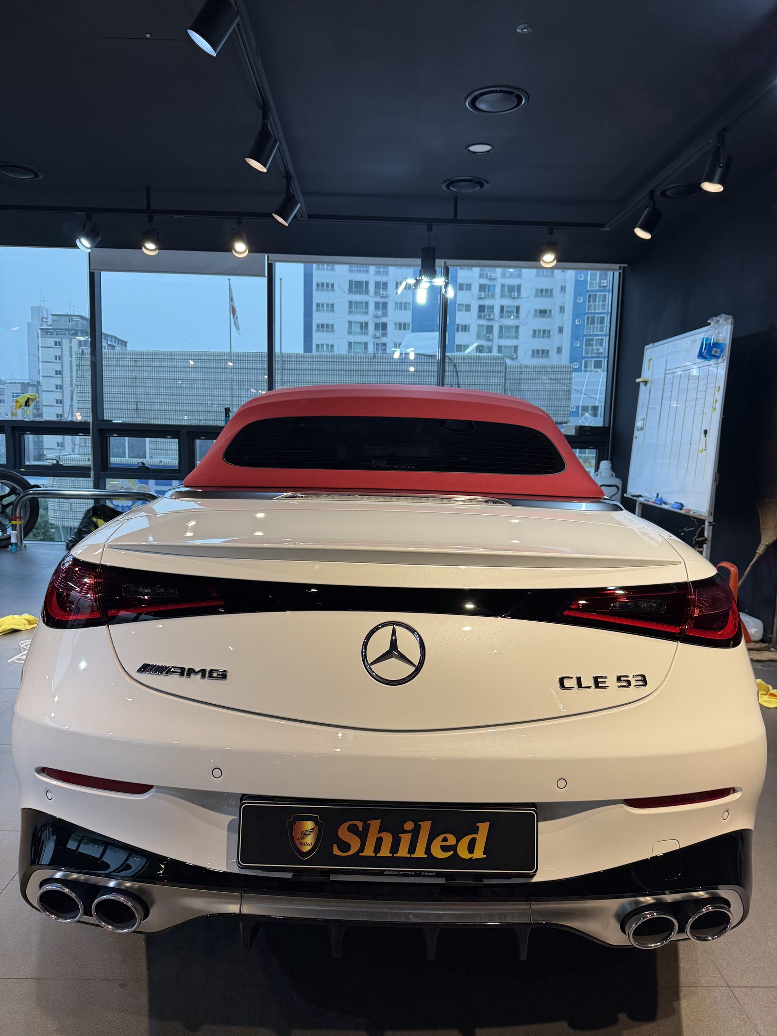 유리막코팅 CLE53 AMG 후면 - 신차 유리막코팅