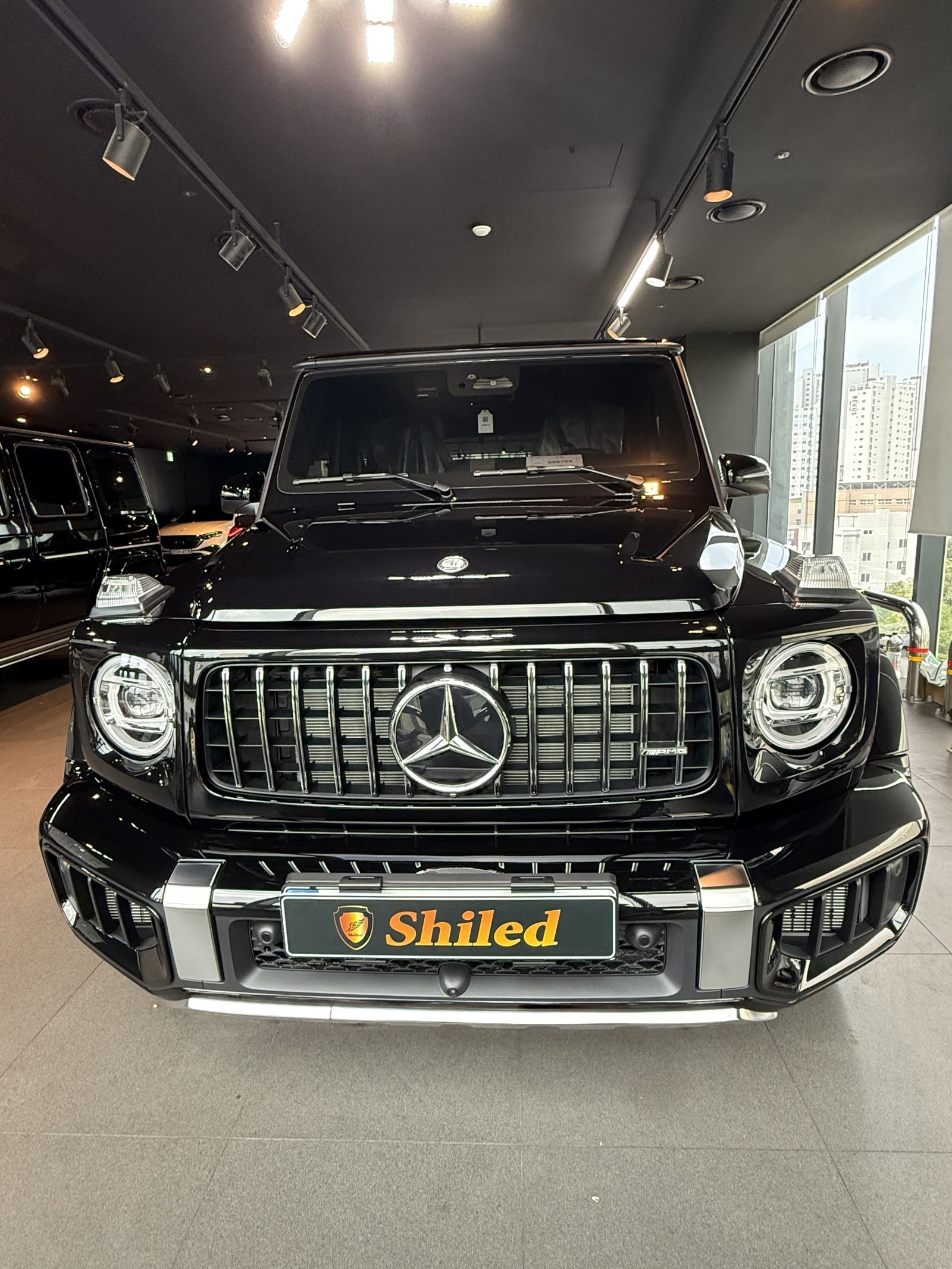 벤츠 AMG G63 검정 신차 F5 유리막코팅 - 부산 쉴드광택 전면 그릴