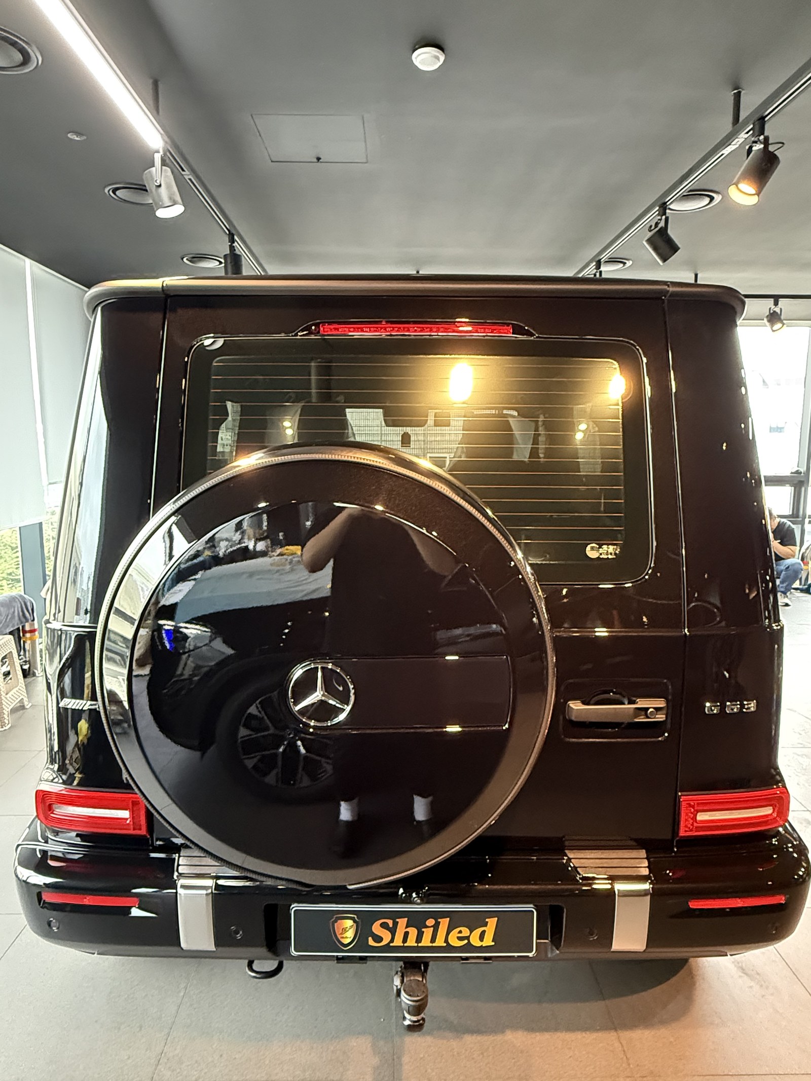 벤츠 AMG G63 후면 스페어타이어 - 부산 쉴드광택 신차코팅