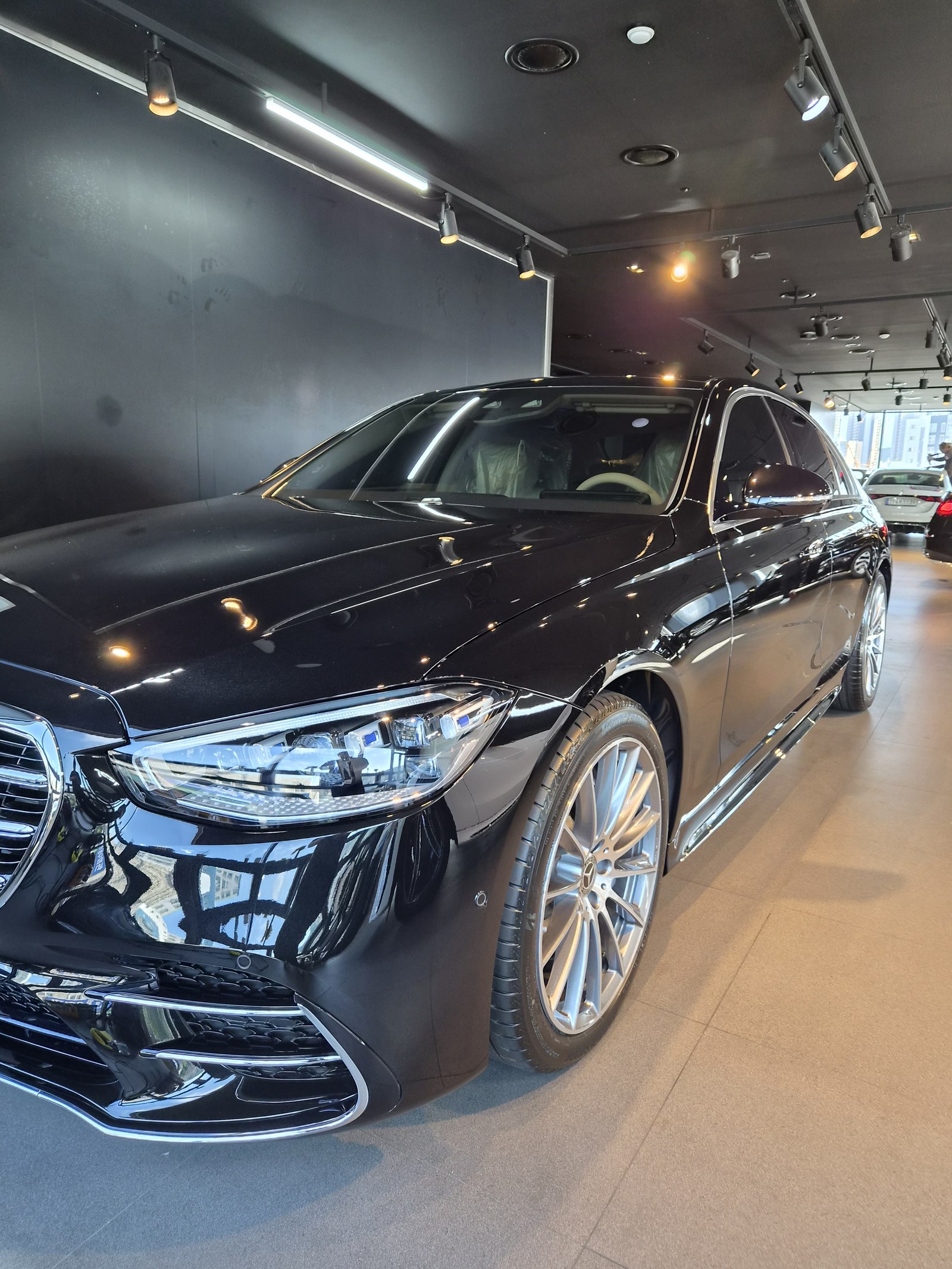 벤츠 S450 검정 전측면 글로시 - 부산 유리막코팅