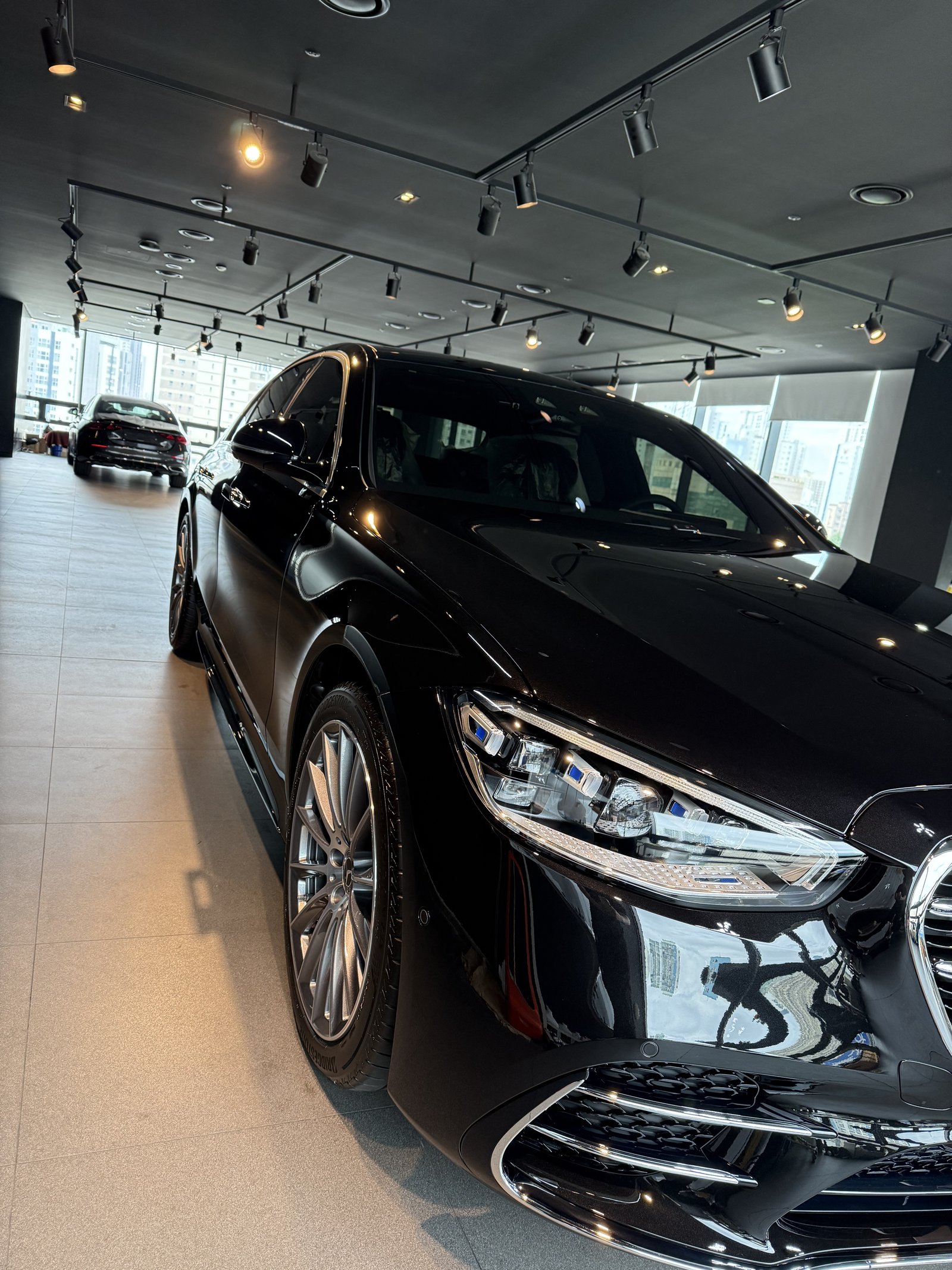 벤츠 S450 검정 측면 - 부산 유리막코팅