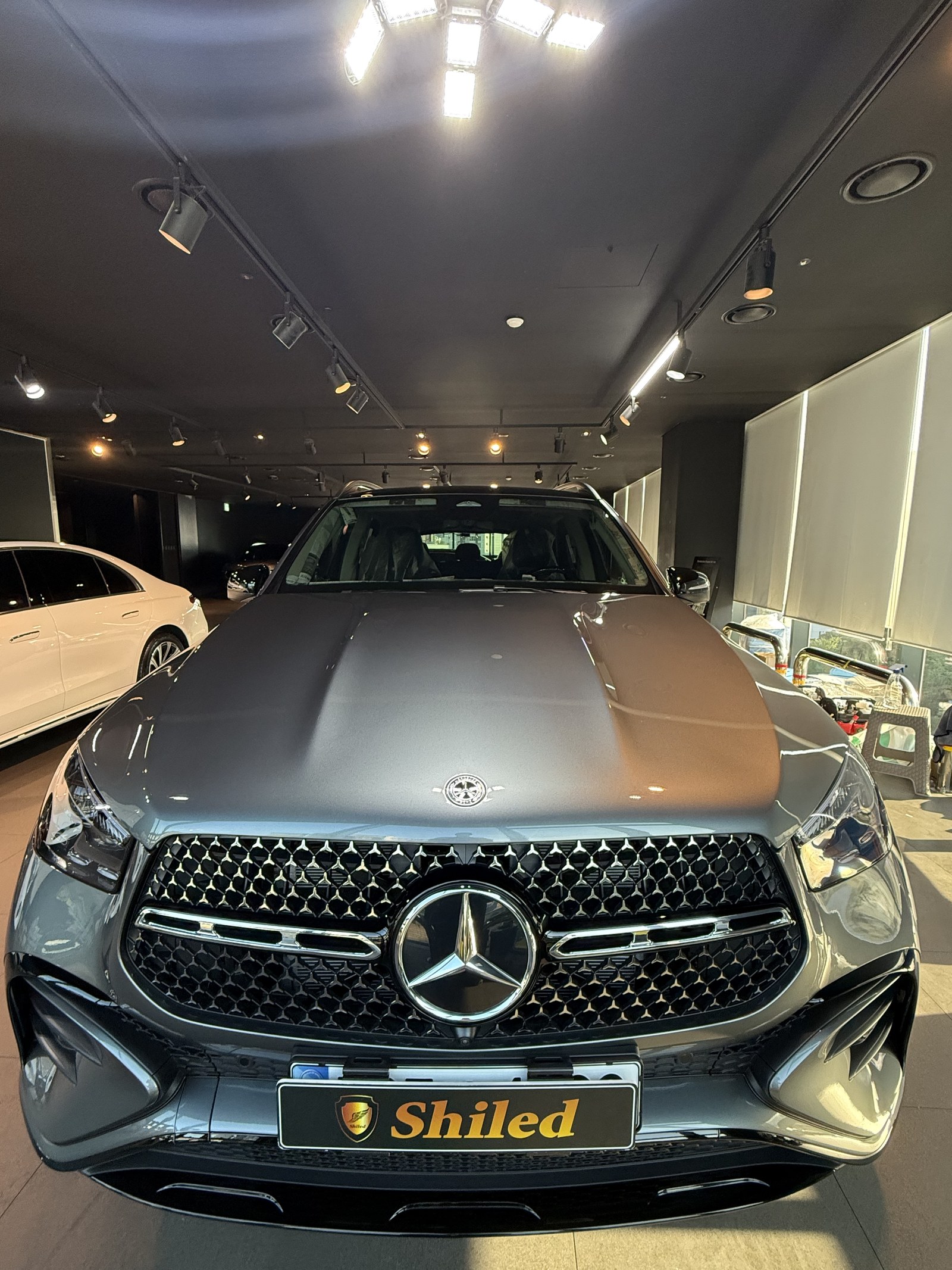 벤츠 GLE450 그레이 신차 F5 유리막코팅 - 부산 쉴드광택 전면