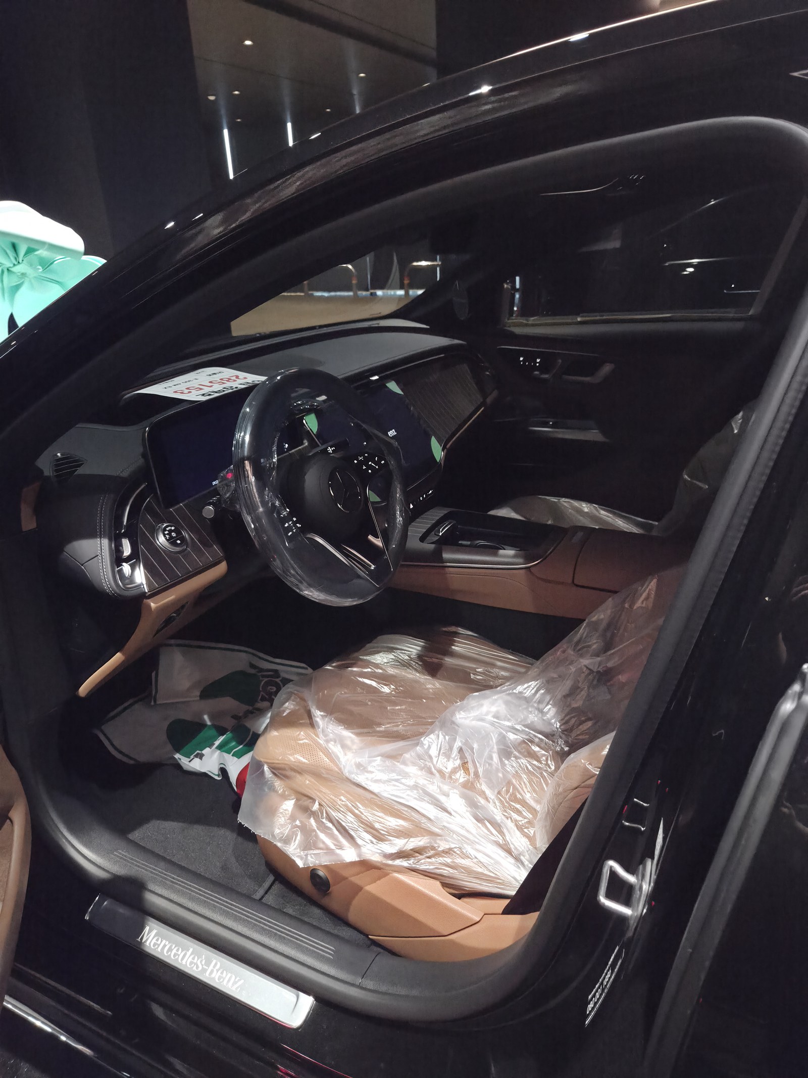 벤츠 E300 신차 실내 - 출고 전 컨디션