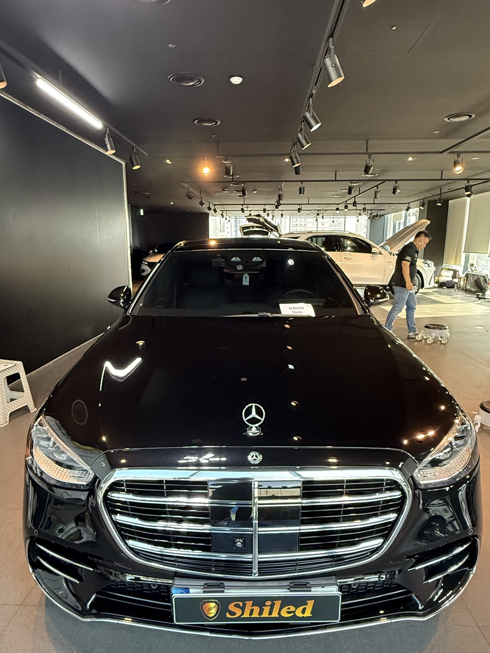 벤츠 S400 검정 신차 F5 유리막코팅 - 부산 쉴드광택 전면