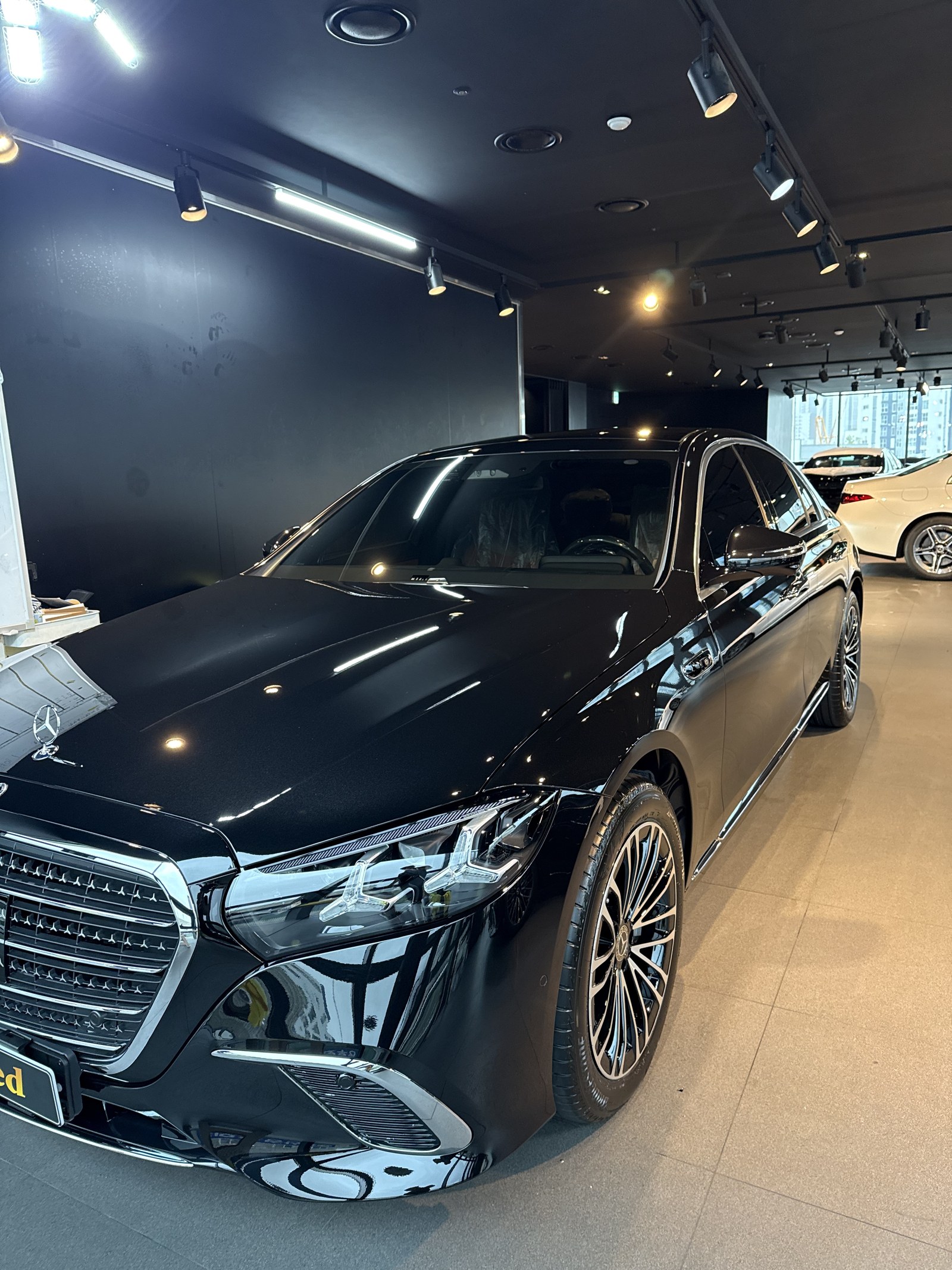 벤츠 S350d 검정 신차 측면 전체 - 부산 쉴드광택 신차코팅