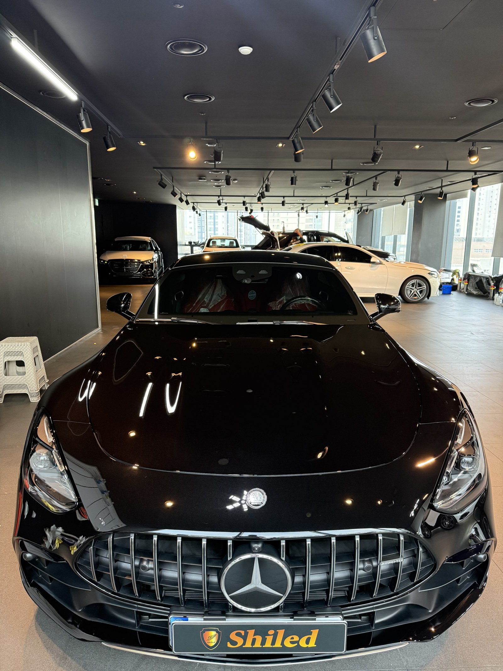 벤츠 AMG GT43 검정 신차 F5 유리막코팅 - 부산 쉴드광택 전면