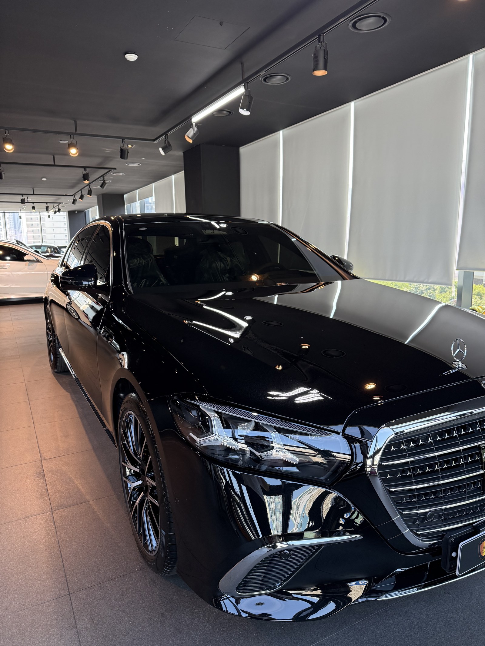 벤츠 S500 검정 전측면 그릴 - 부산 유리막코팅