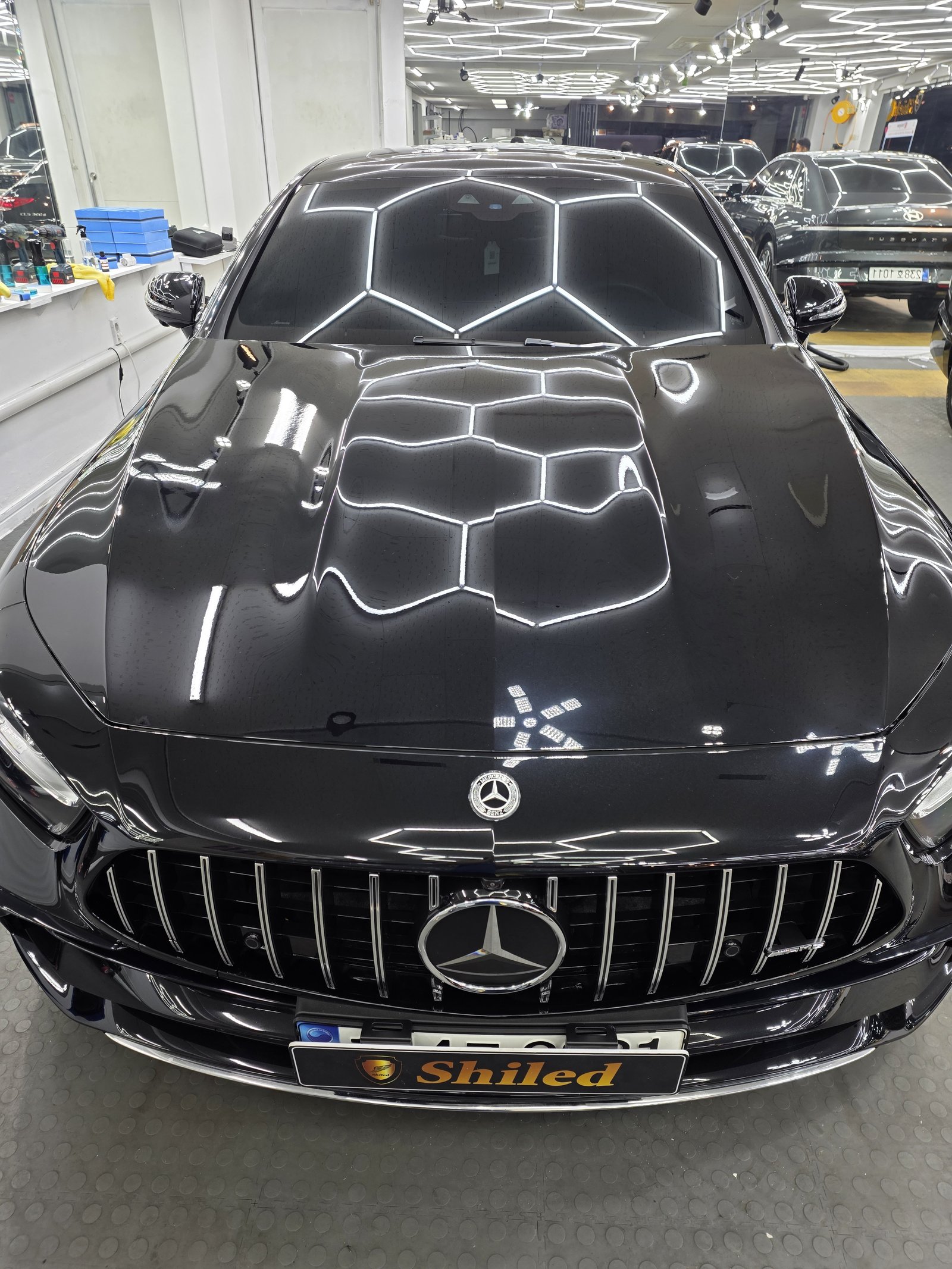 벤츠 CLS300 검정 광택 및 G-PRO 코팅 완료 - 부산 광택 쉴드광택