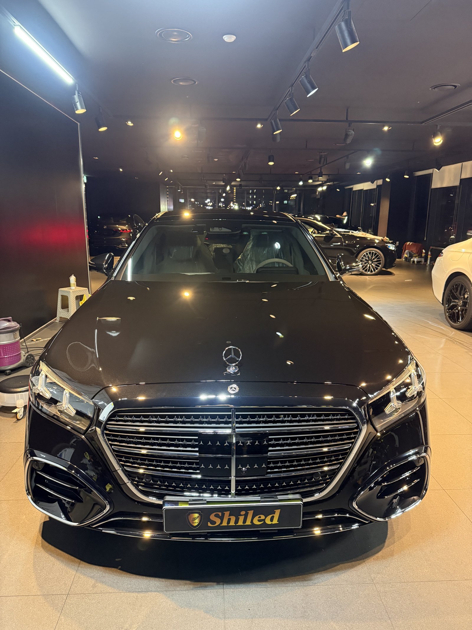 벤츠 S450 검정 신차 유리막코팅 정면 - 부산 쉴드광택