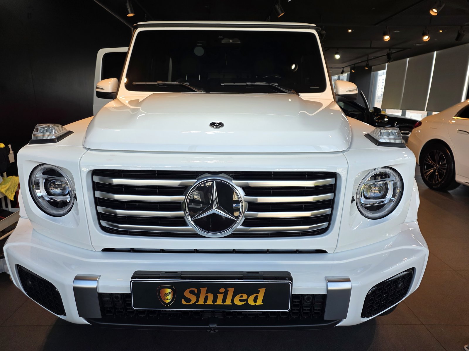 벤츠 G450 신차 유리막코팅 정면 - 부산 쉴드광택