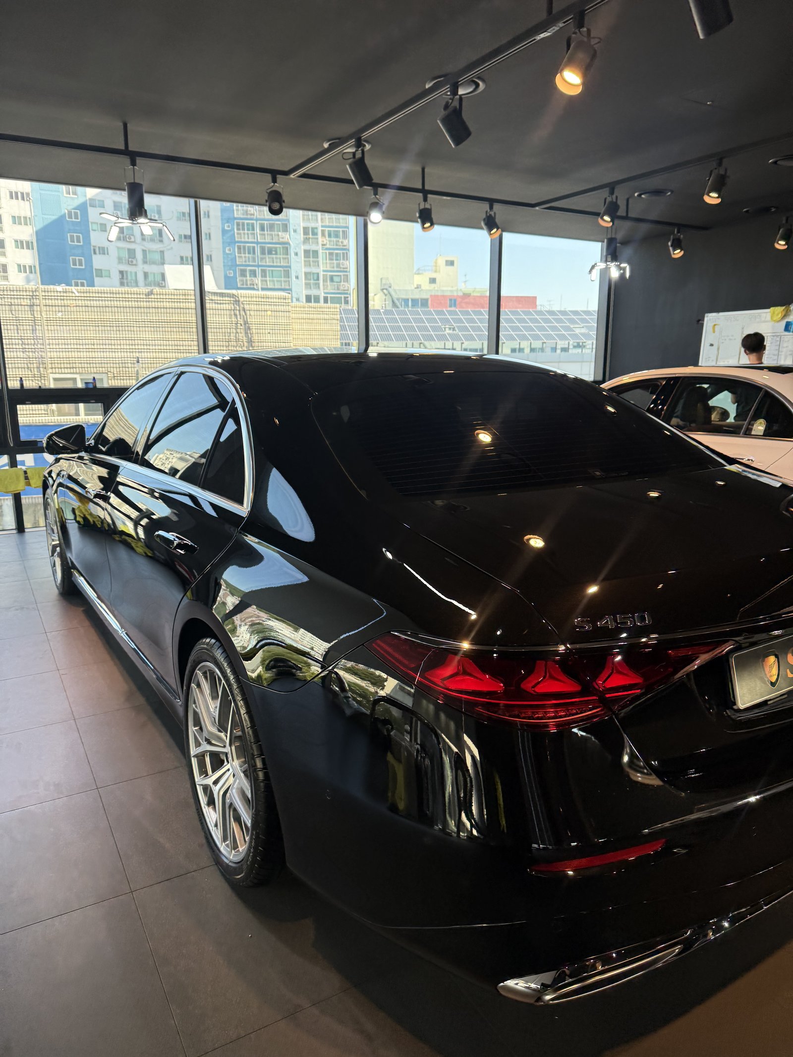 벤츠 S450 신차 측후면 광택 - 부산 유리막코팅