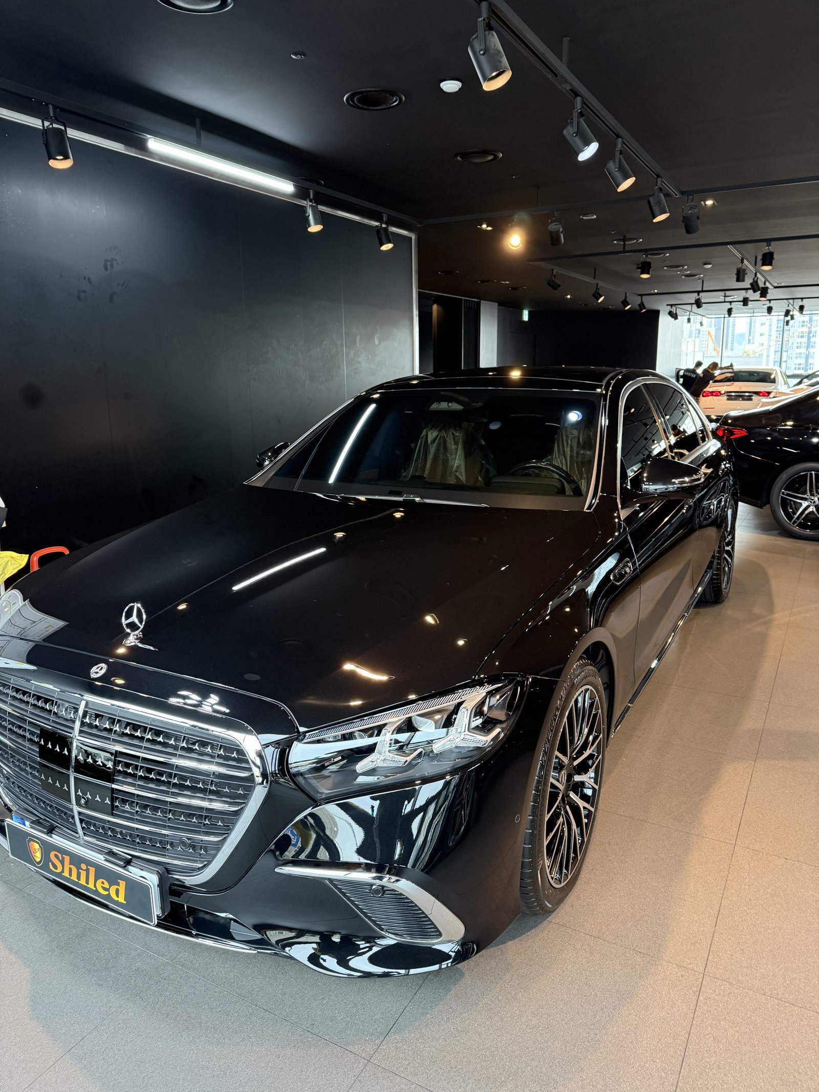 벤츠 S500 신차 전측면 반사