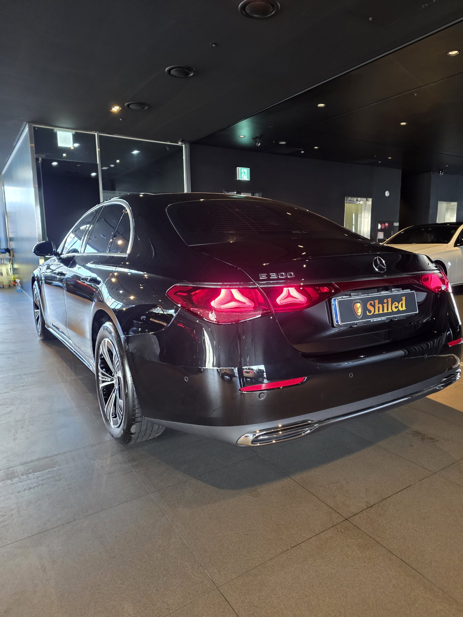 벤츠 E200 AMG 신차 측후면 광택