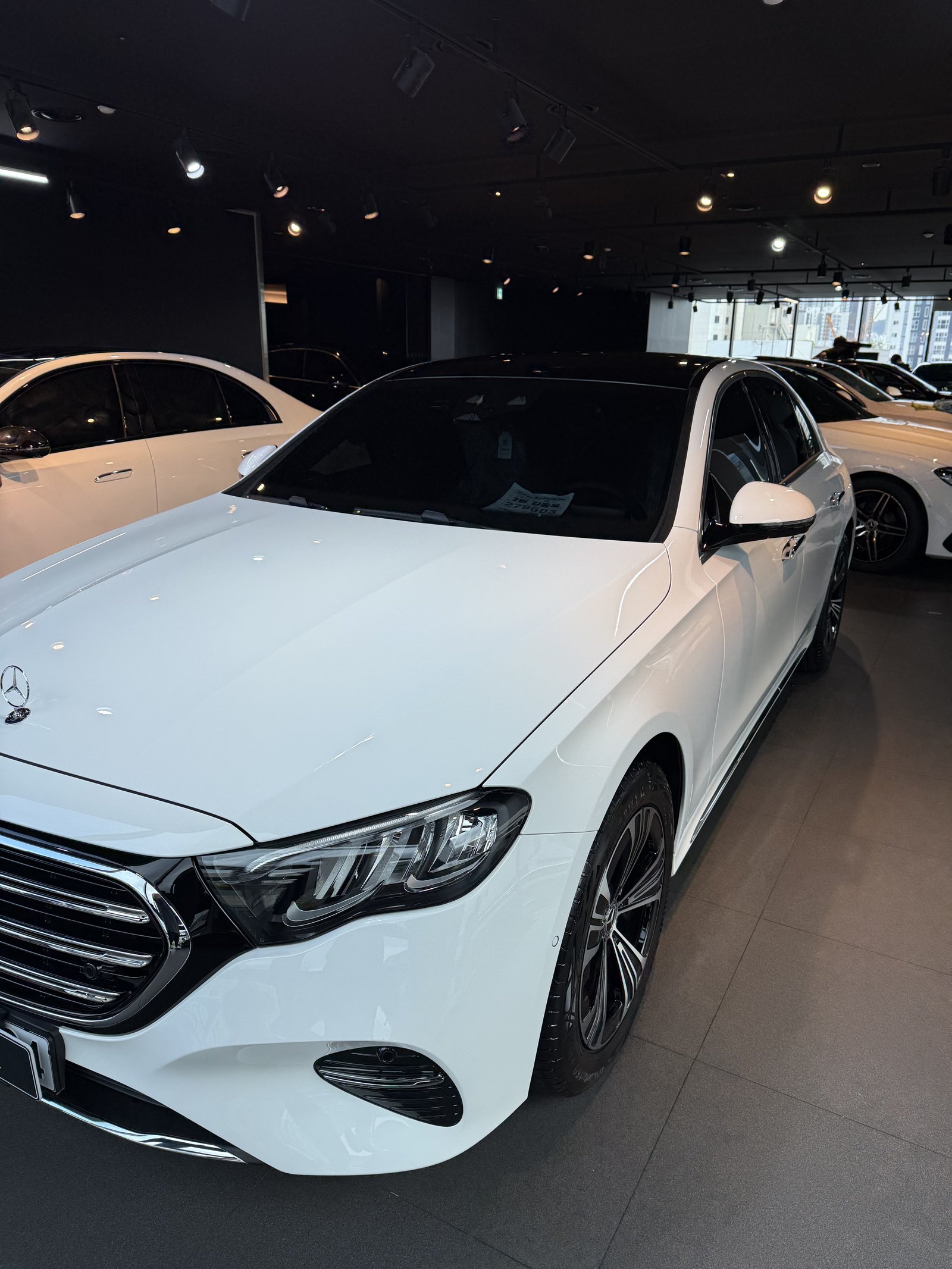 벤츠 E200 EX 신차 측후면 광택