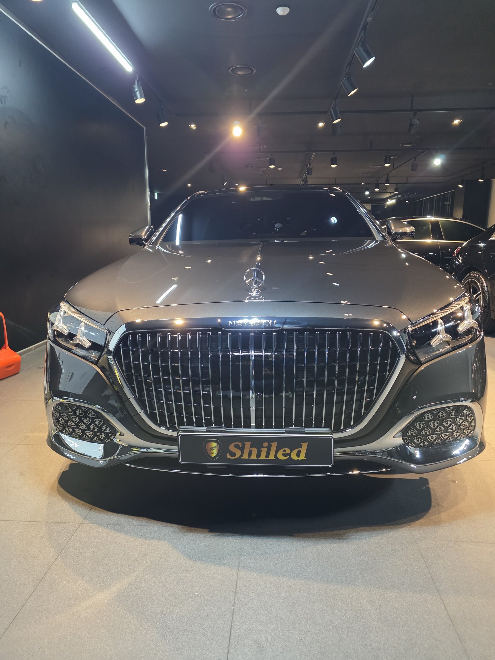 마이바흐 S580 신차 정면 - 부산 쉴드광택 신차코팅