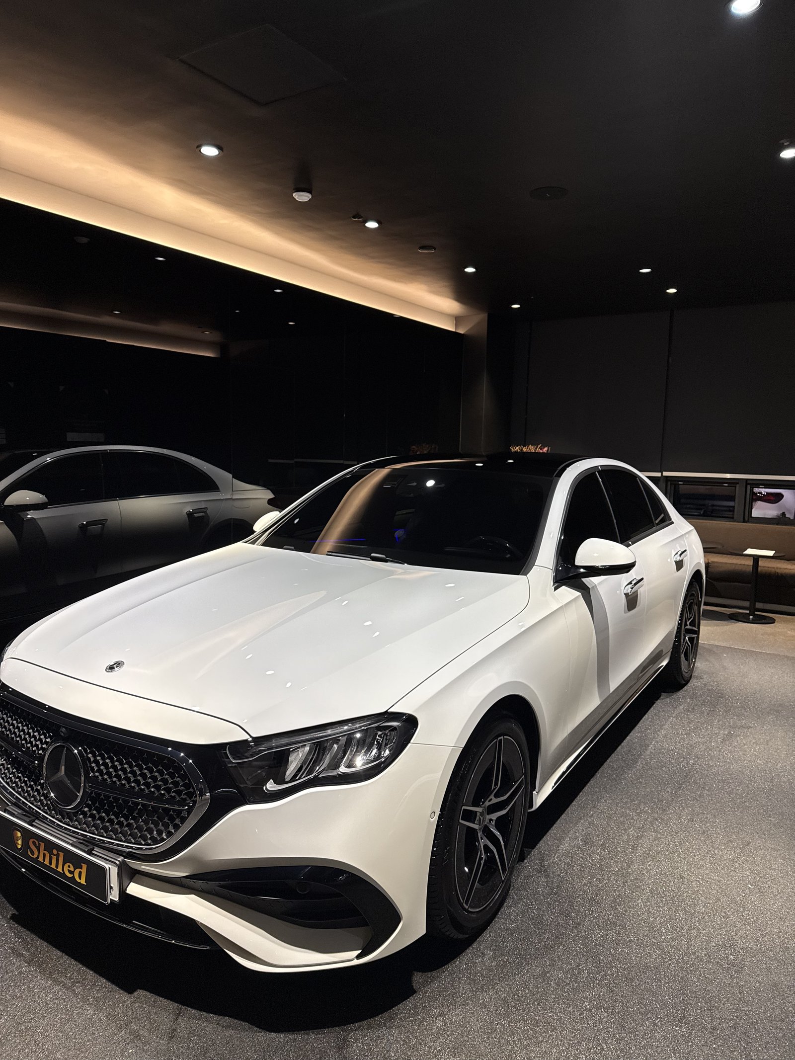 E200 AMG 신차 측후면 - 부산 쉴드광택 신차코팅