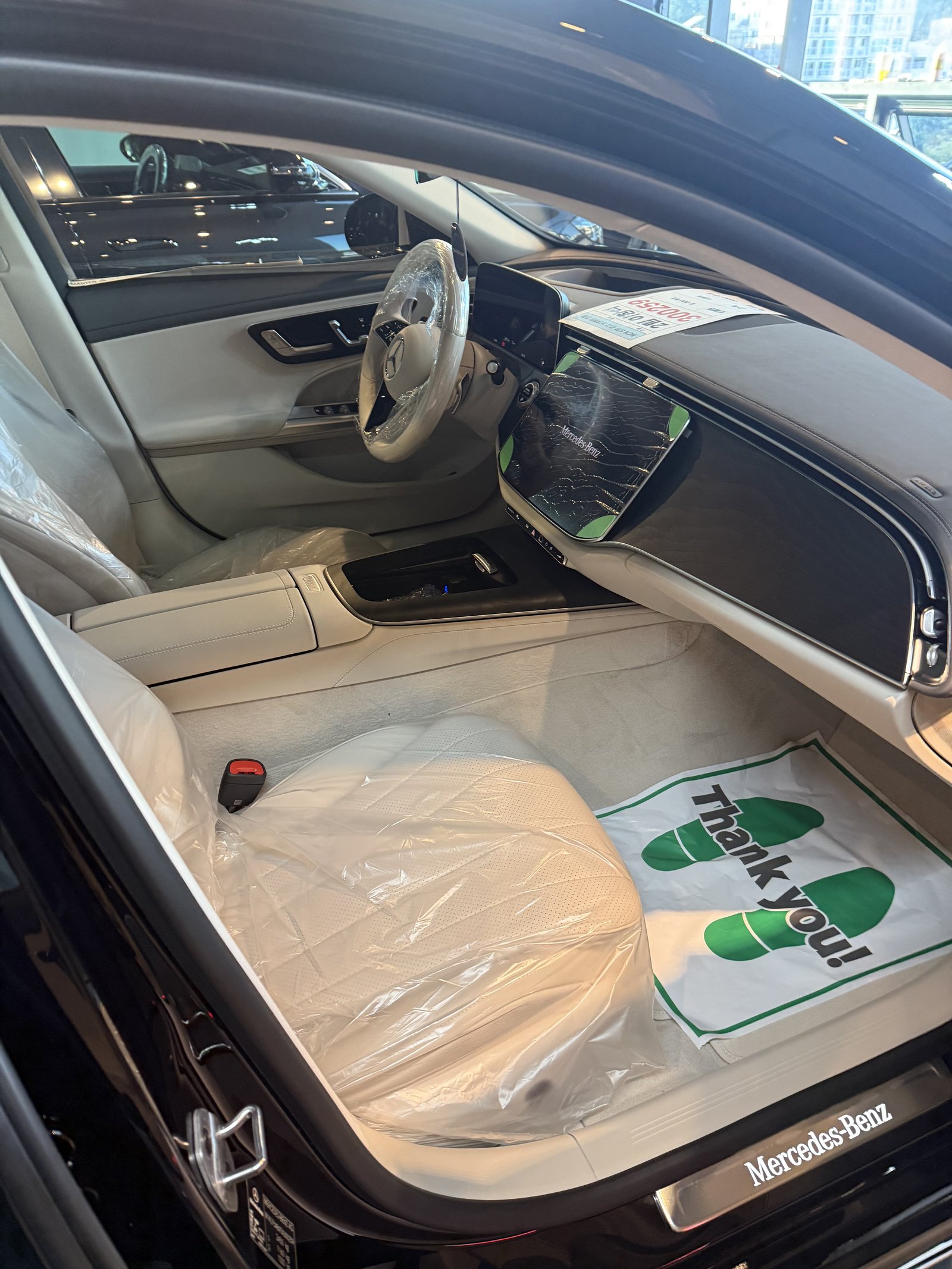 E200 EX 실내 - 출고 전 컨디션