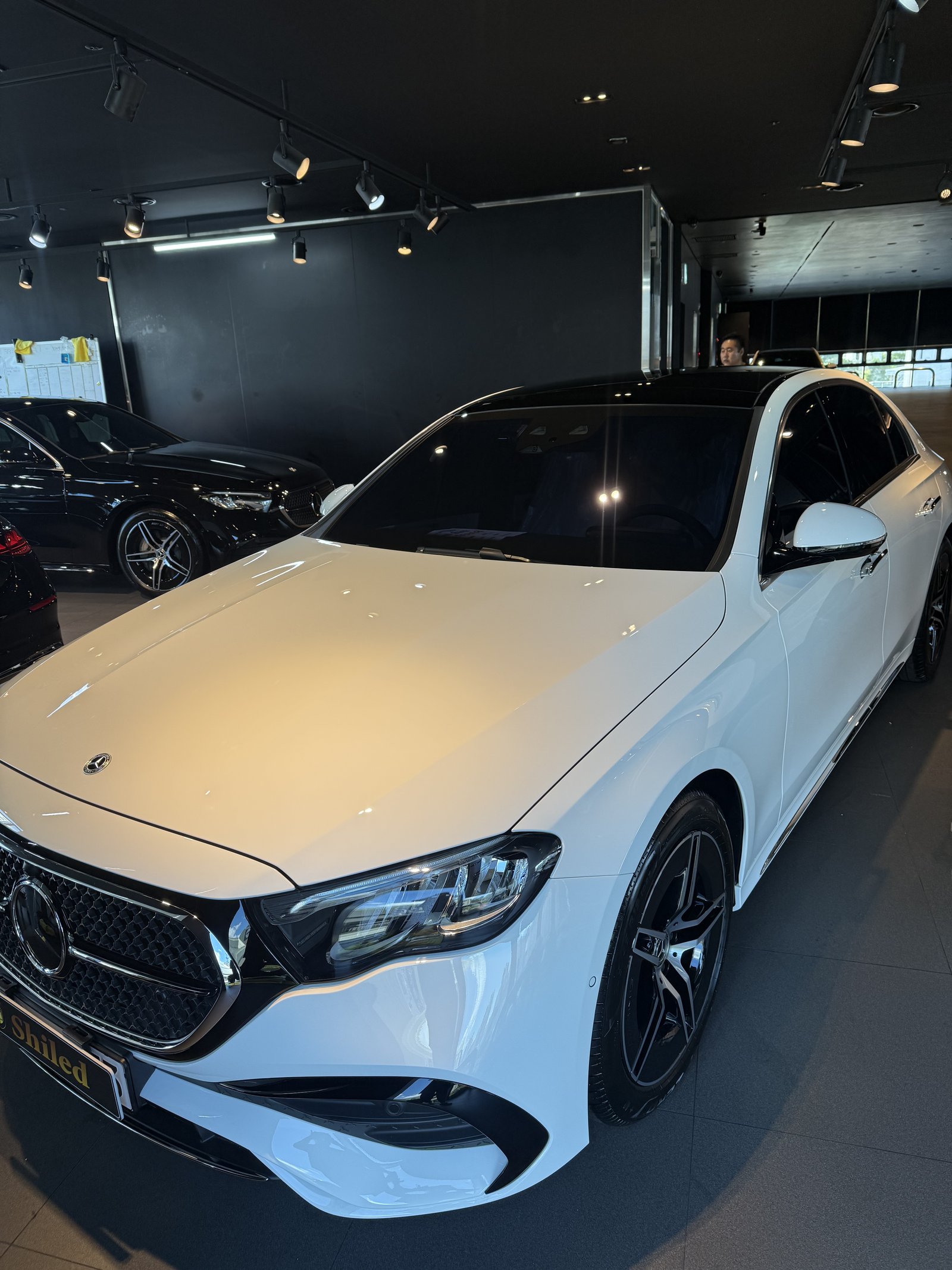 E200 AMG 신차 측후면 - 부산 쉴드광택 신차코팅