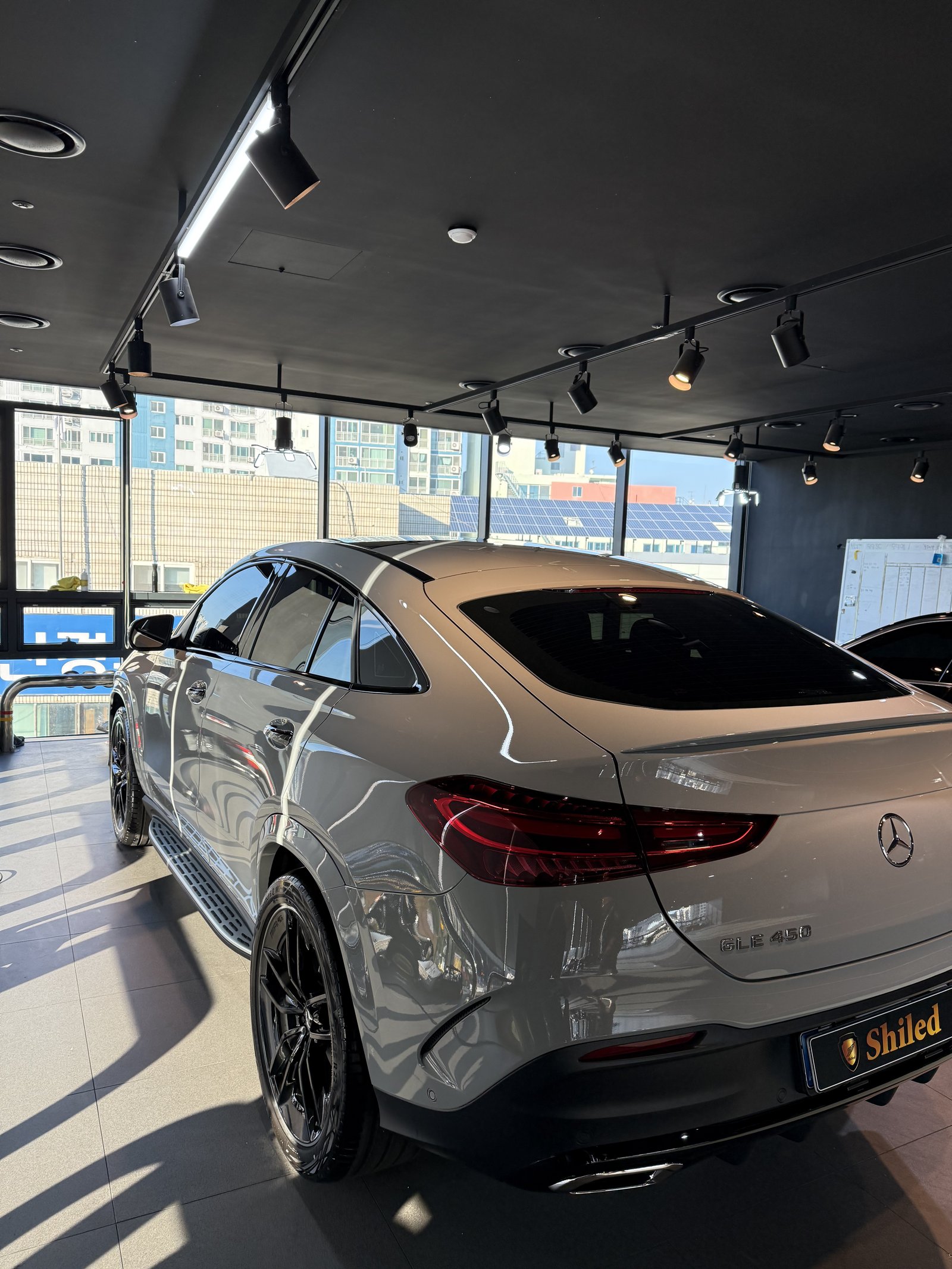 GLE450 AMG 쿠페 측후면 - 부산 쉴드광택 신차코팅