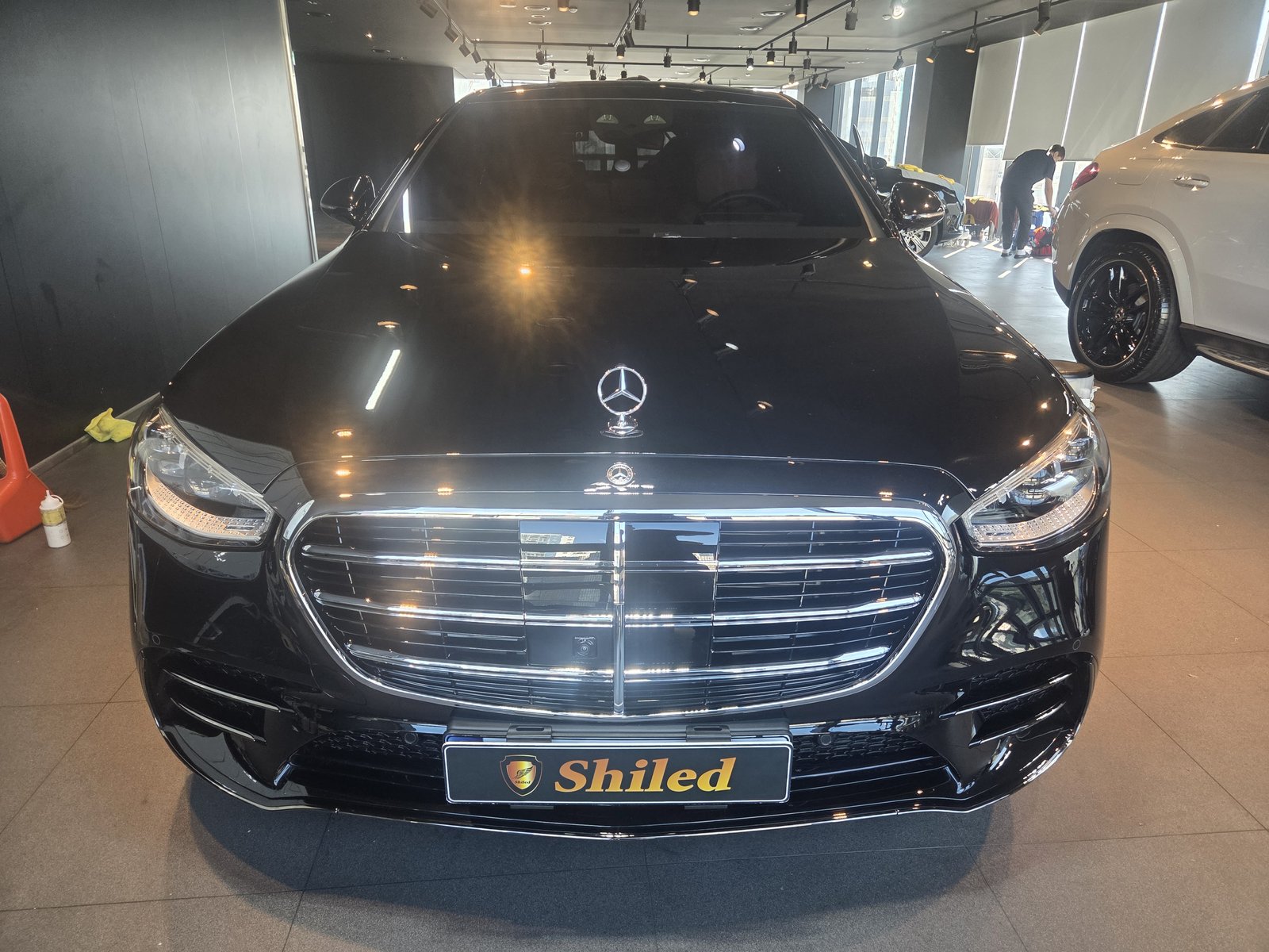 벤츠 S450 검정 광택 완료 정면 - 부산 광택 쉴드광택