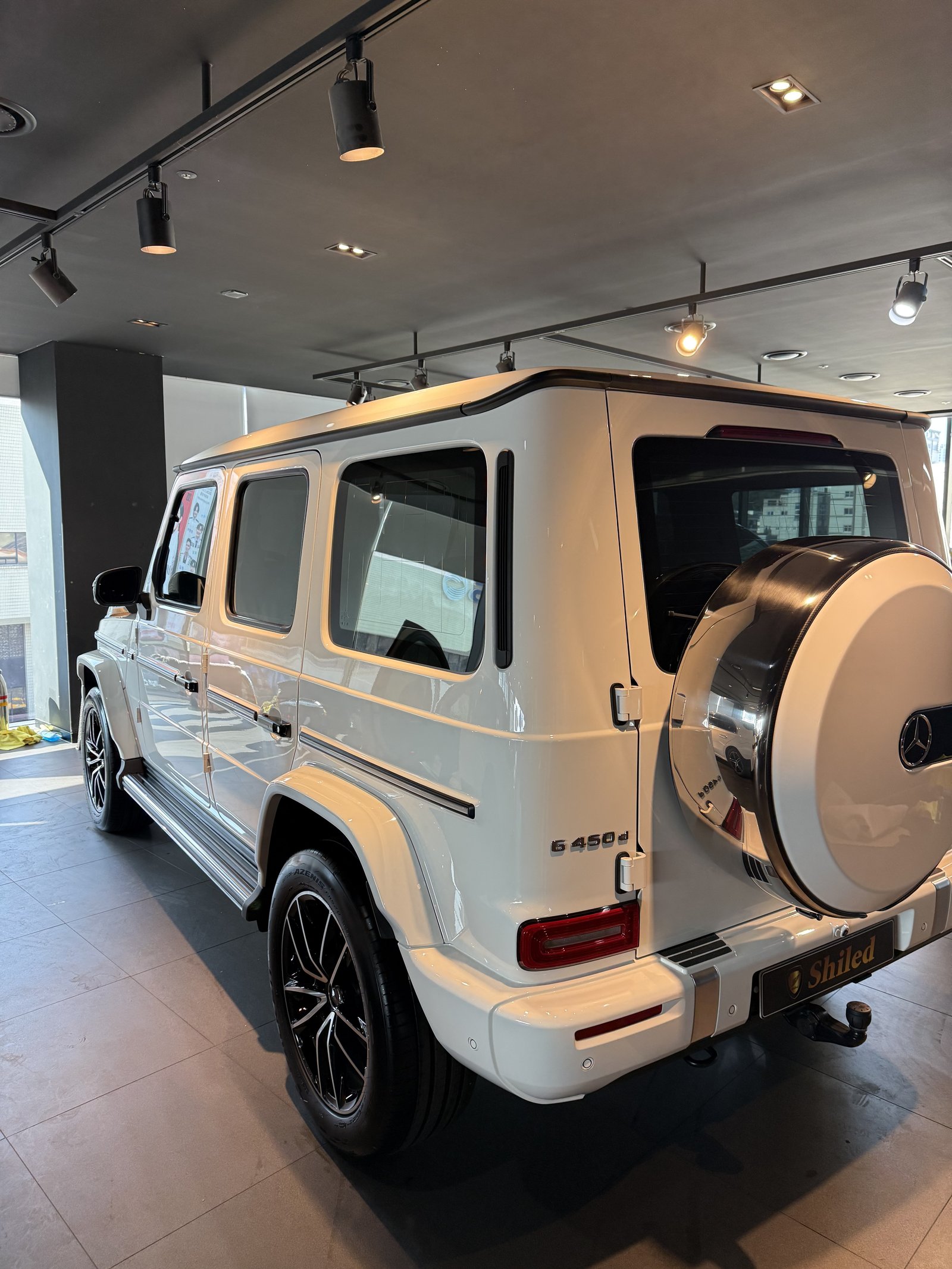 G450 백색 후측면 - 부산 쉴드광택 신차코팅
