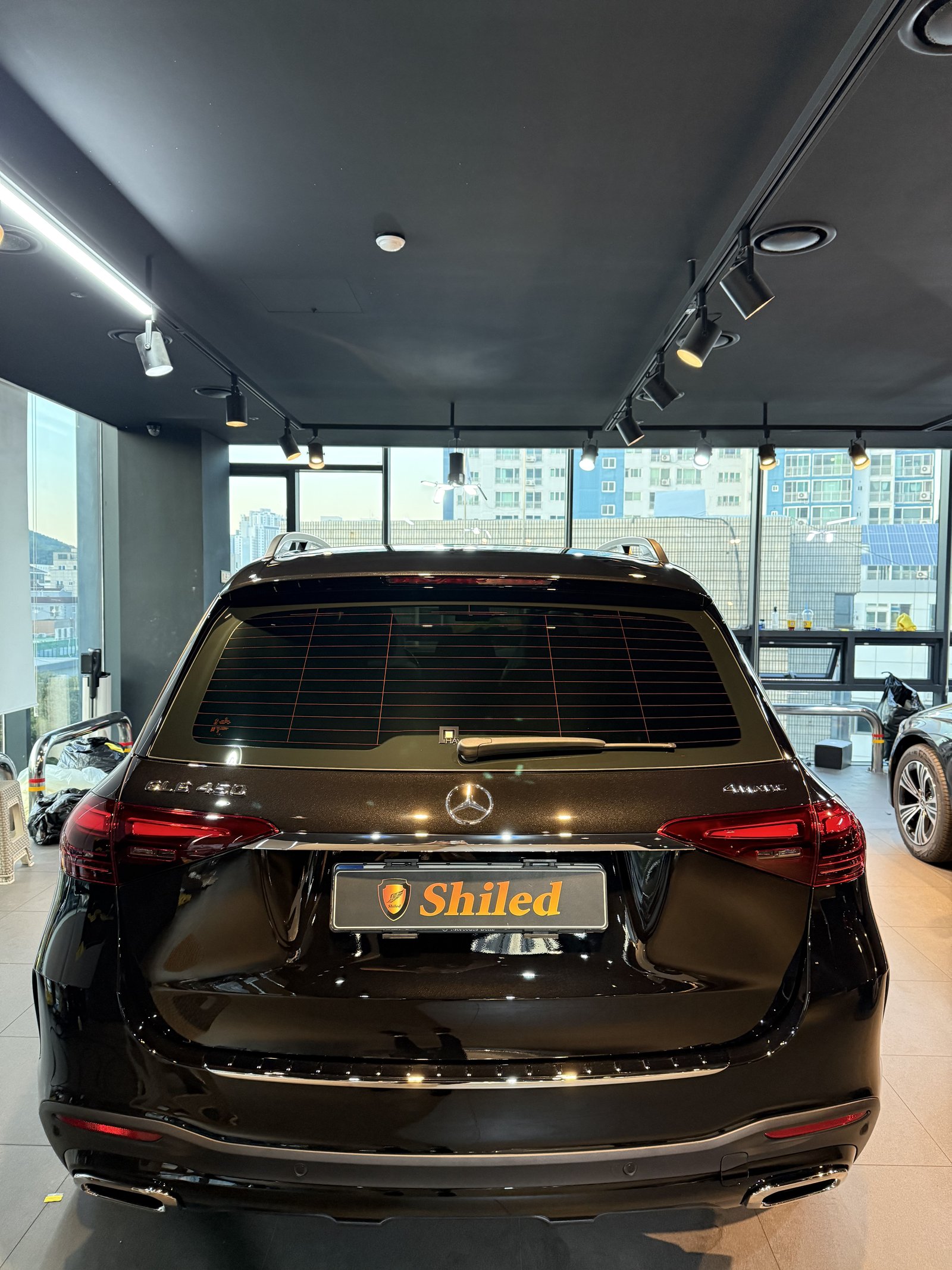 GLE450 AMG 검정 두 번째 차 후면 - 출고 전 코팅