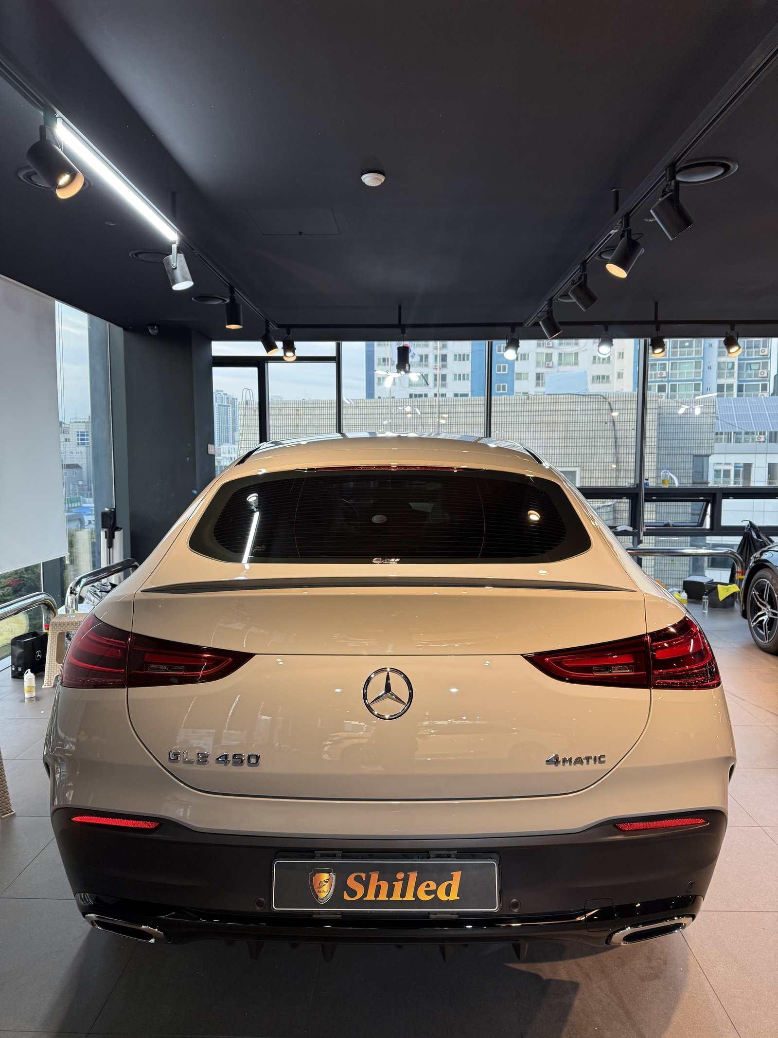 GLE450 AMG 쿠페 그레이 후면