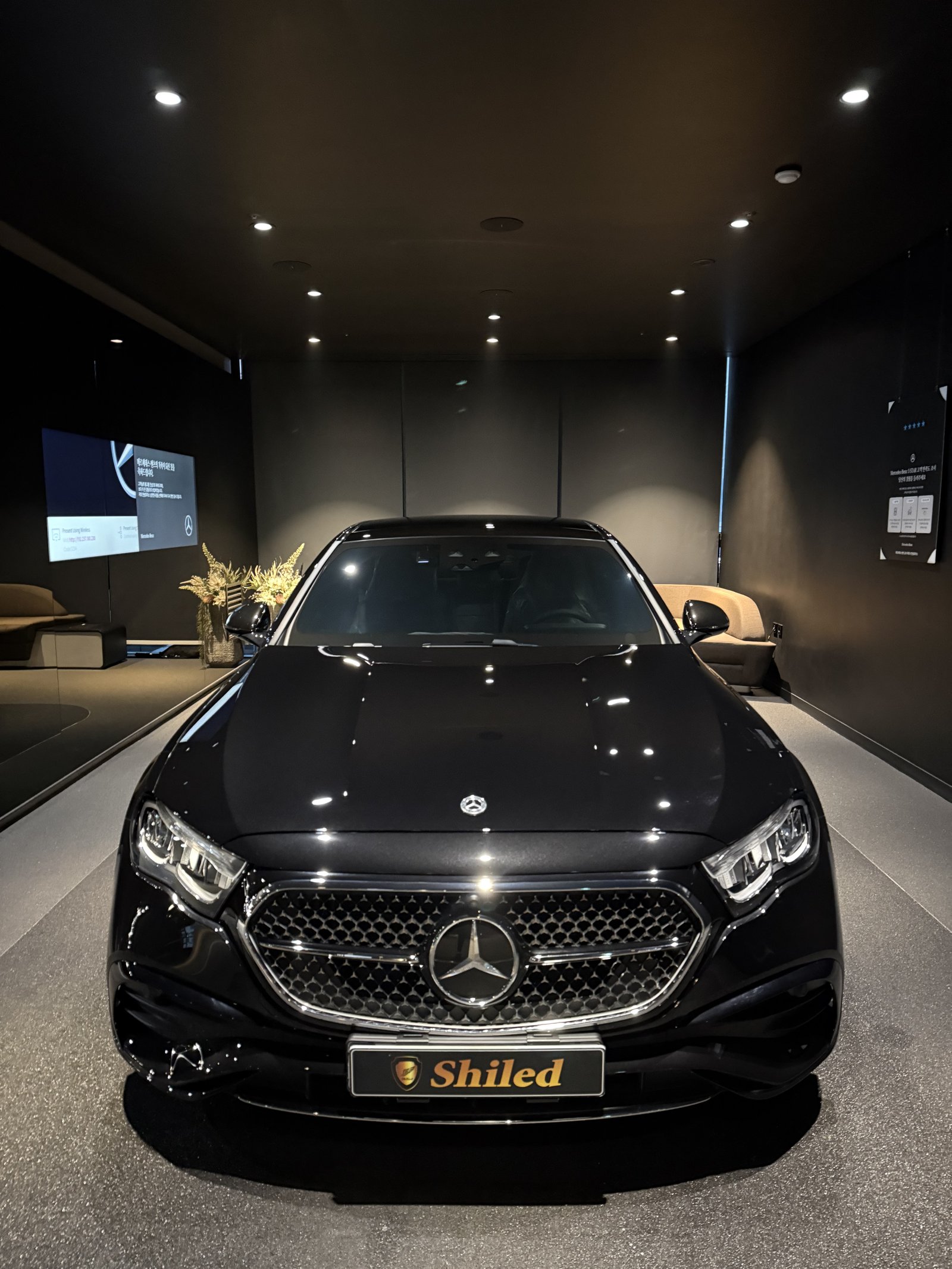 E200 AMG 검정 정면 - 부산 쉴드광택 신차코팅