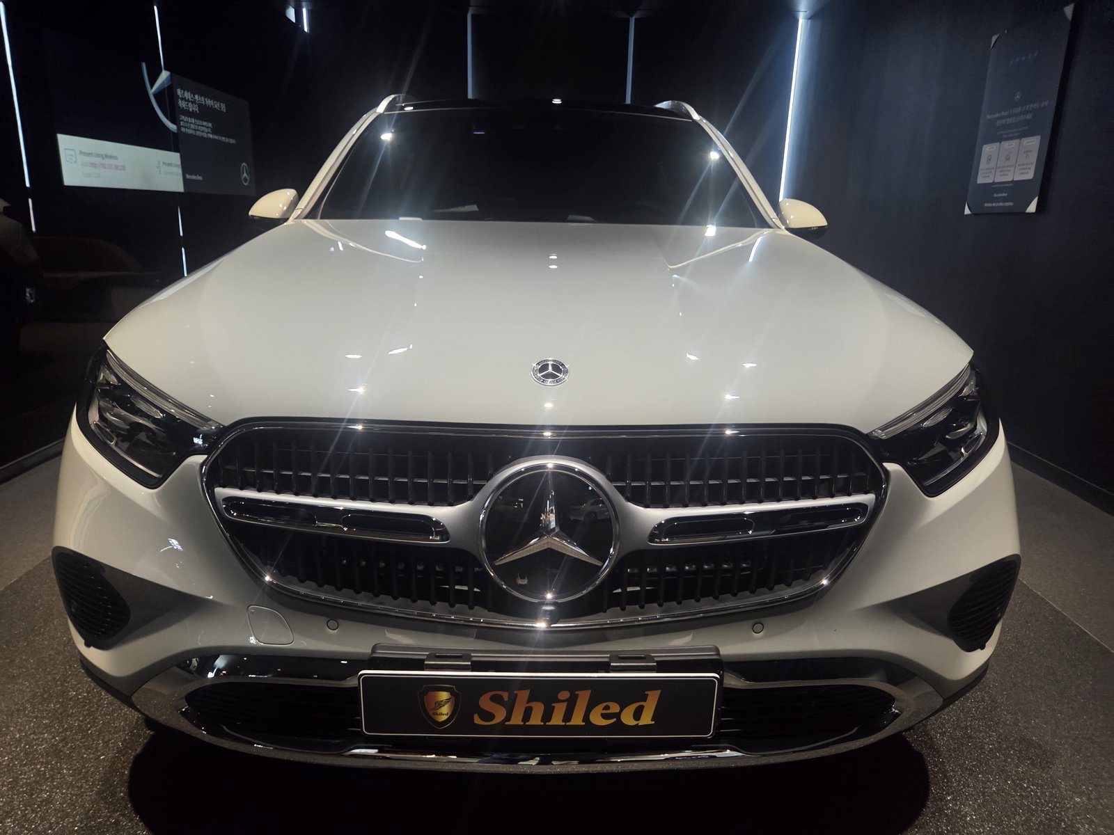GLC300 정면 - 부산 쉴드광택 신차코팅
