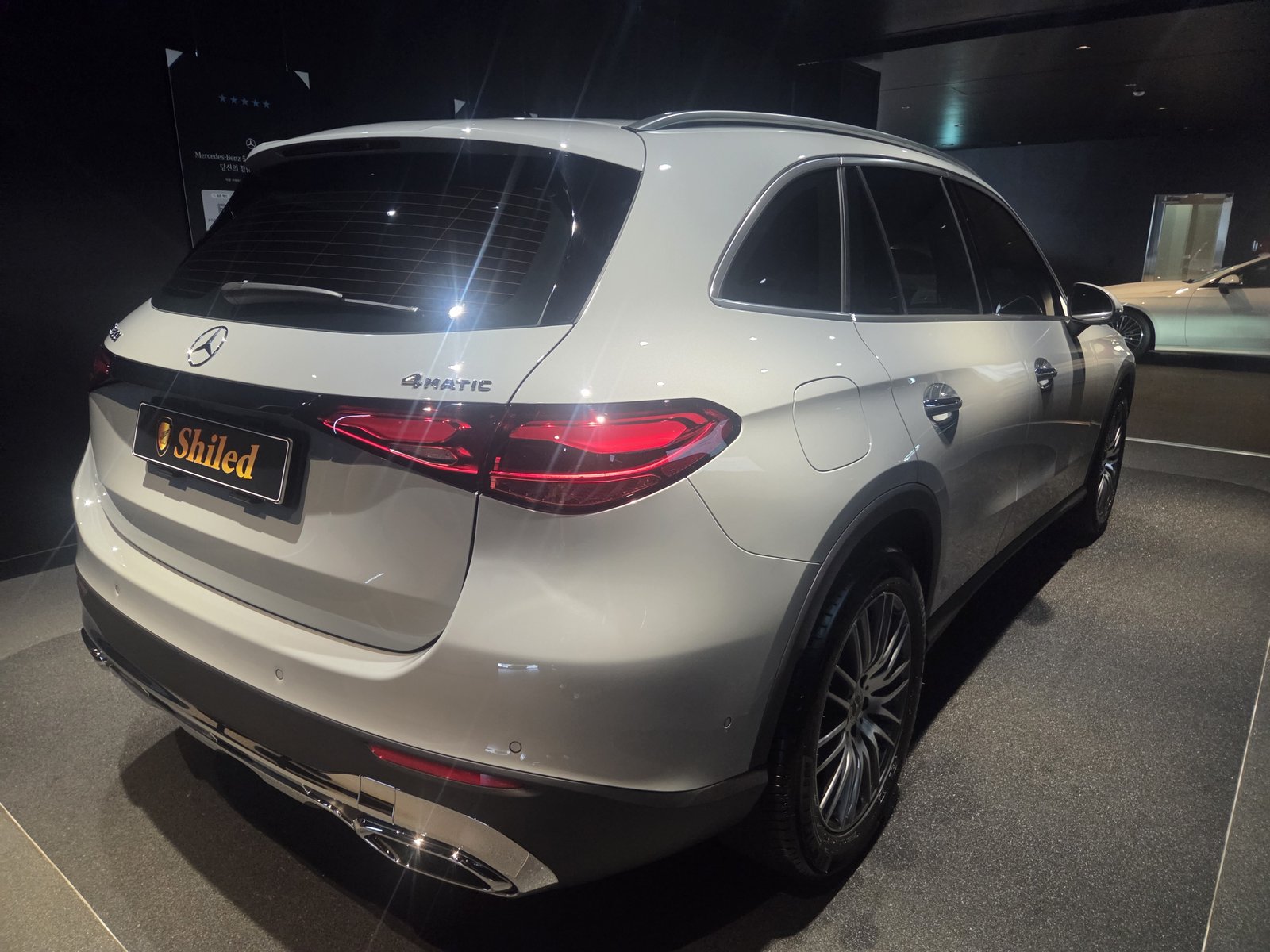 GLC300 후면