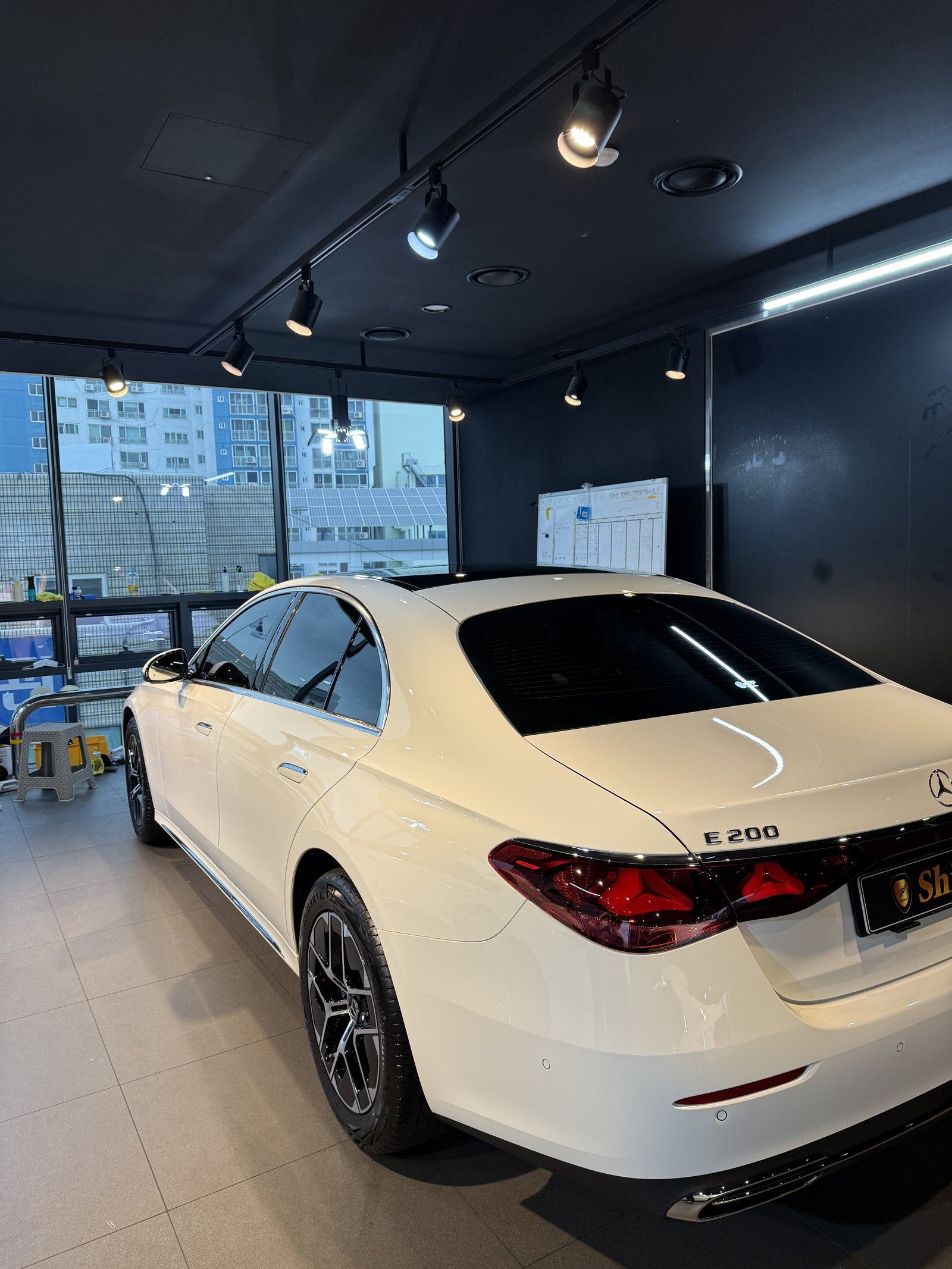 E200 EX 측후면 - 부산 유리막코팅