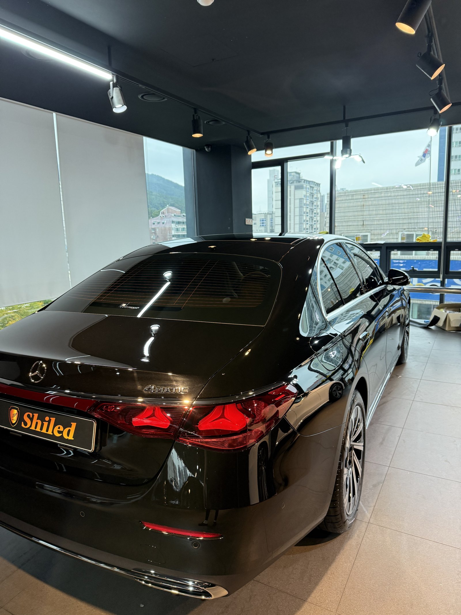 E300 EX 후측면 - 출고 전 코팅