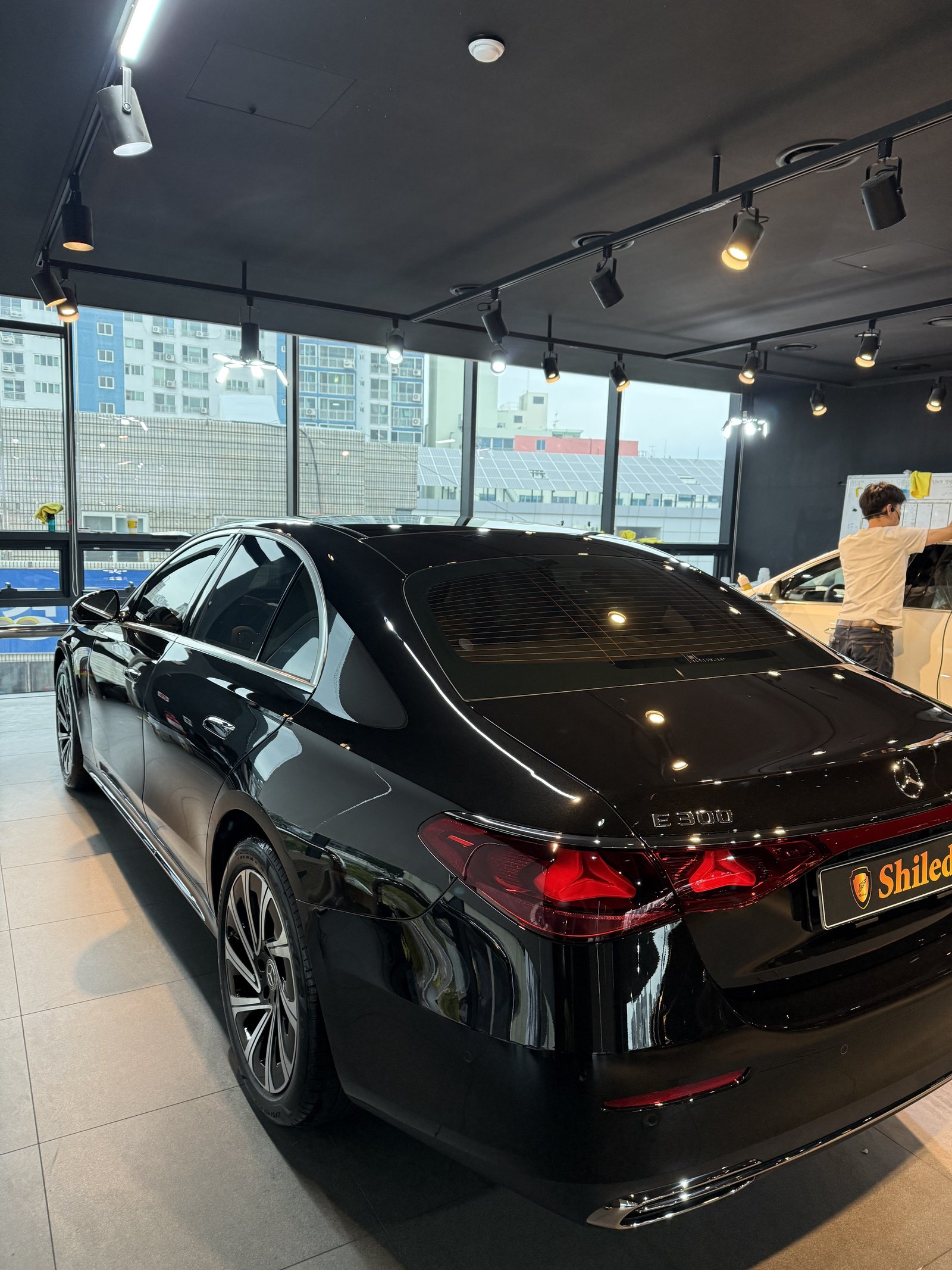 E300 EX 측후면 - 부산 유리막코팅