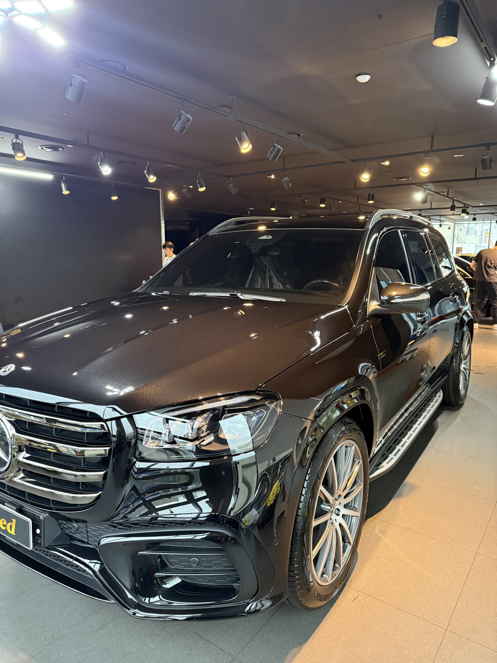 GLS450 전측면 반대편