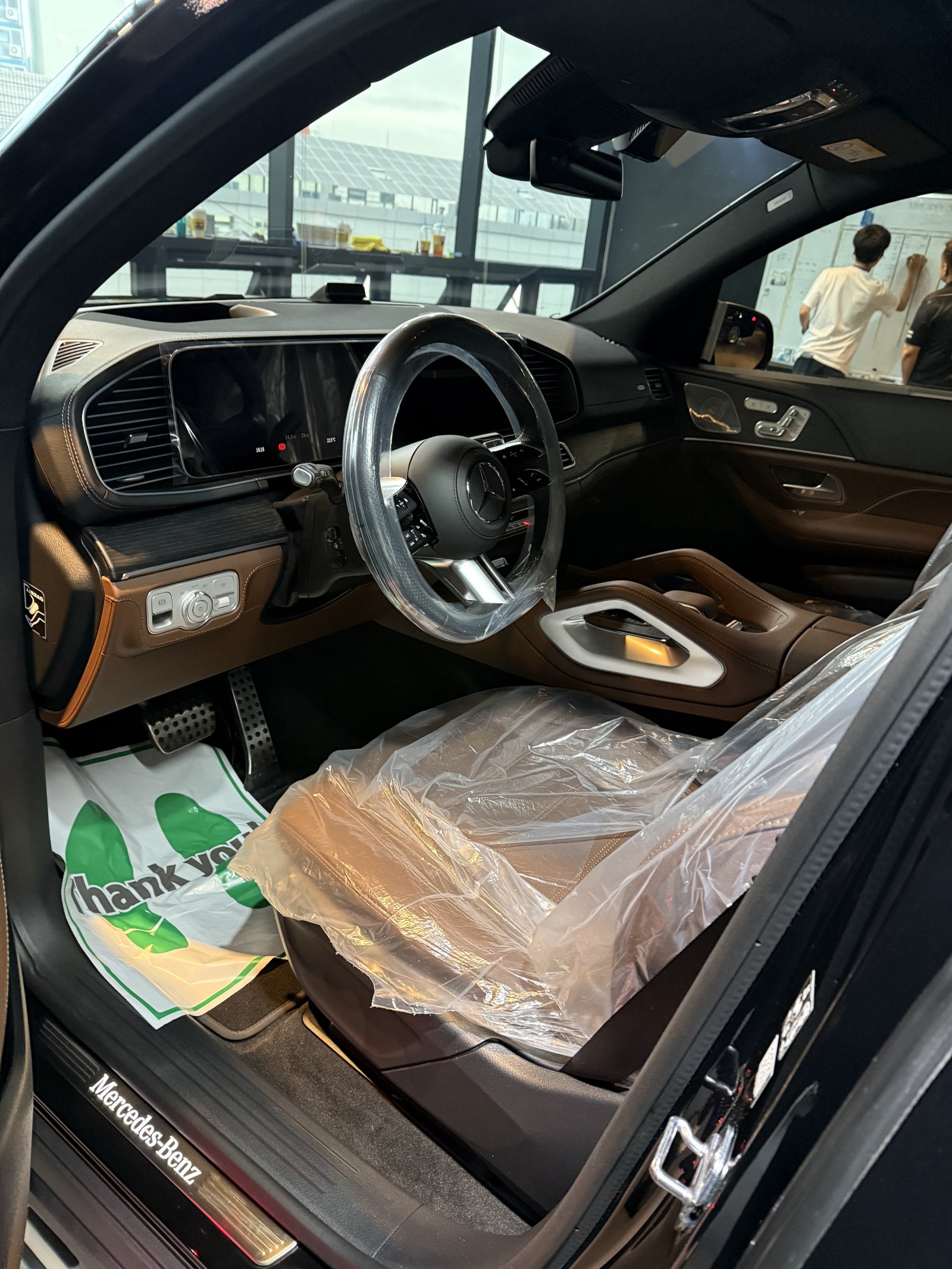 GLS450 브라운 실내