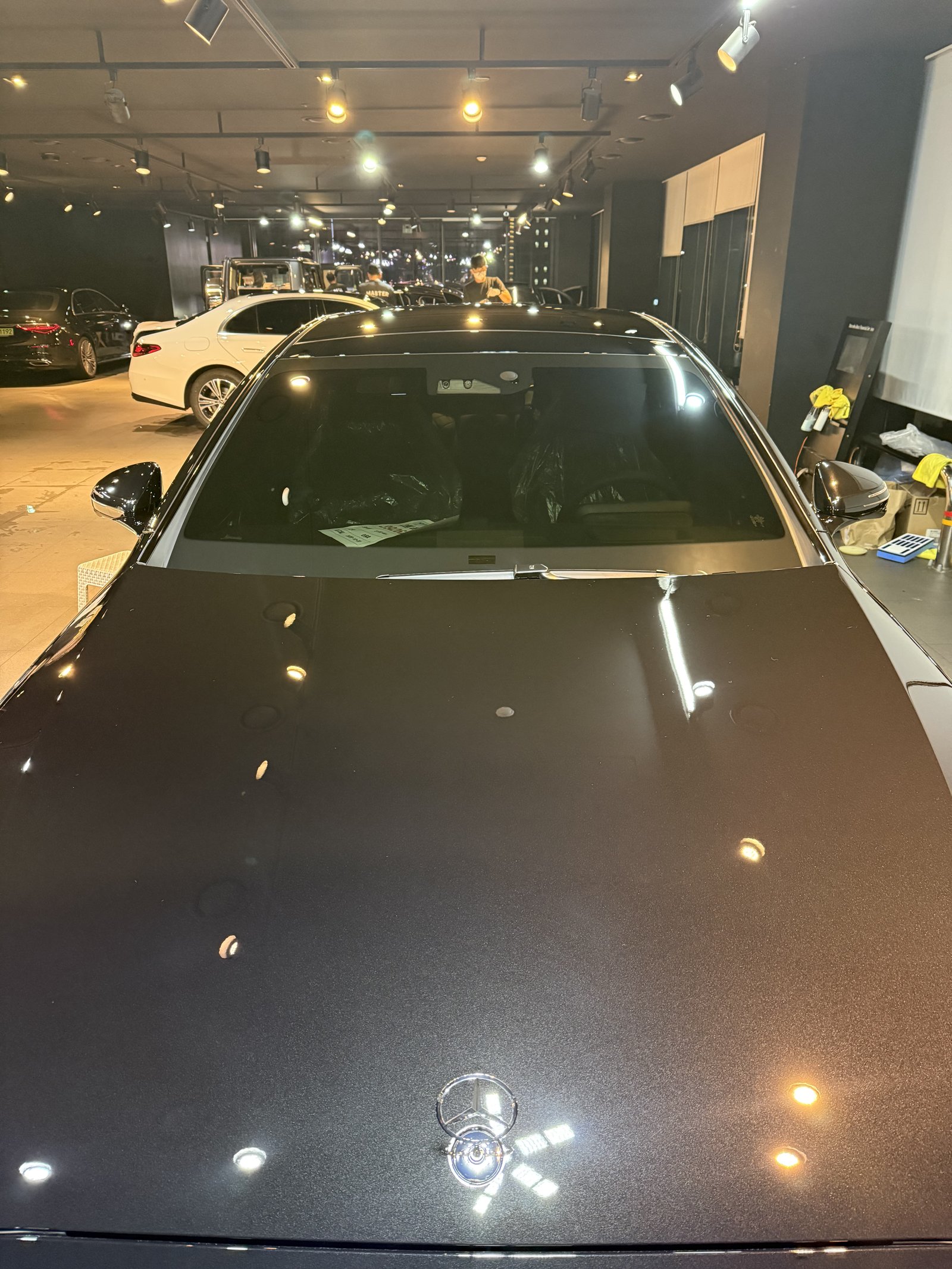 S500 보닛 야간 조명 반사