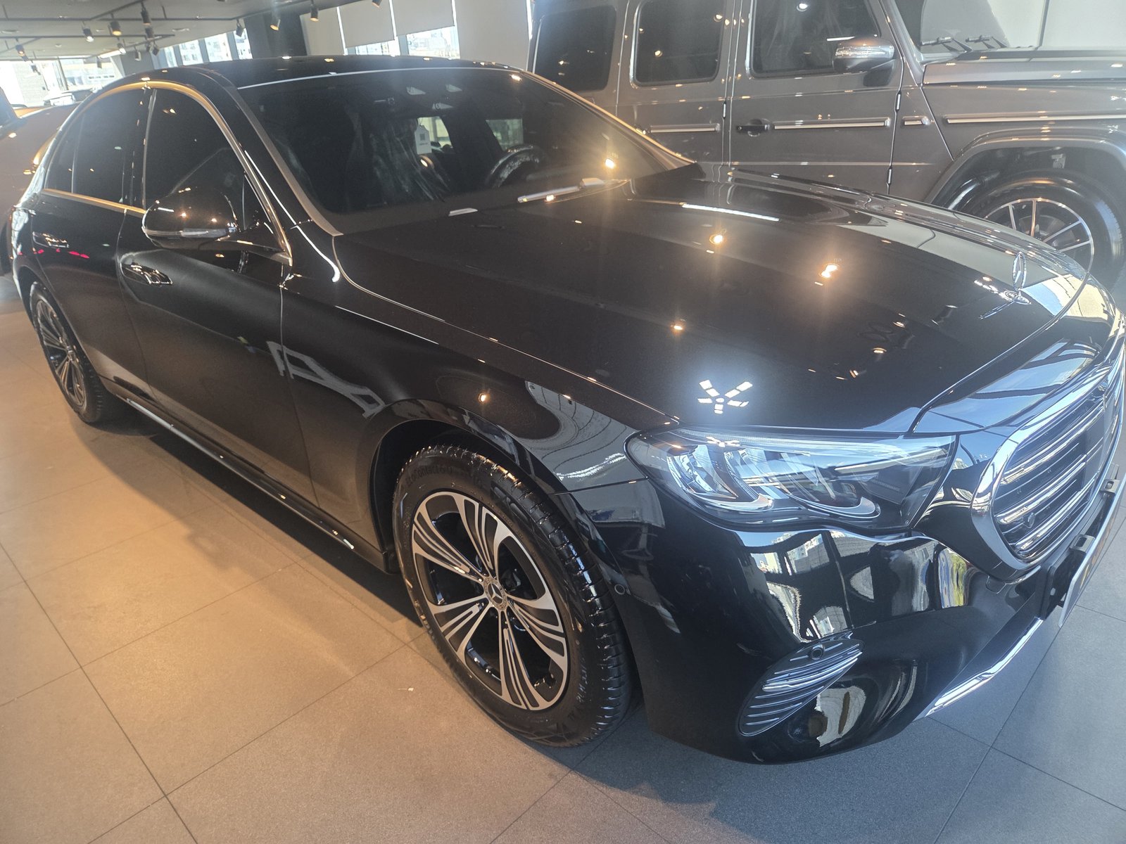 E200 EX 전측면 - 부산 유리막코팅