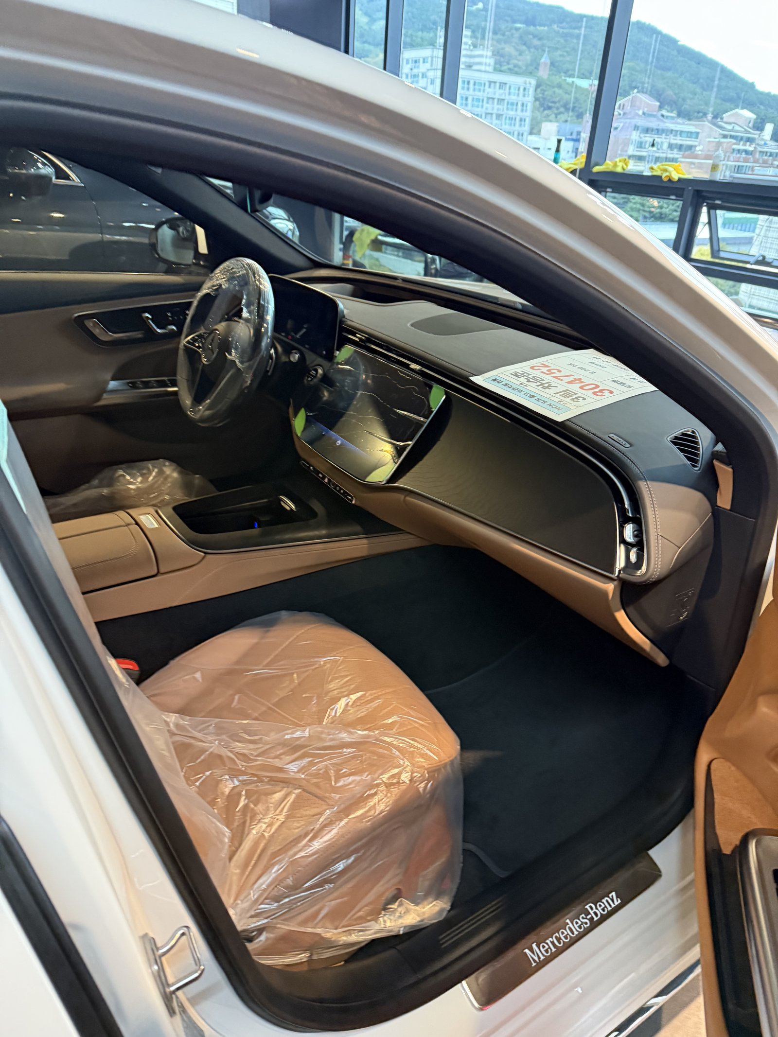 E200 EX 실내 대시보드