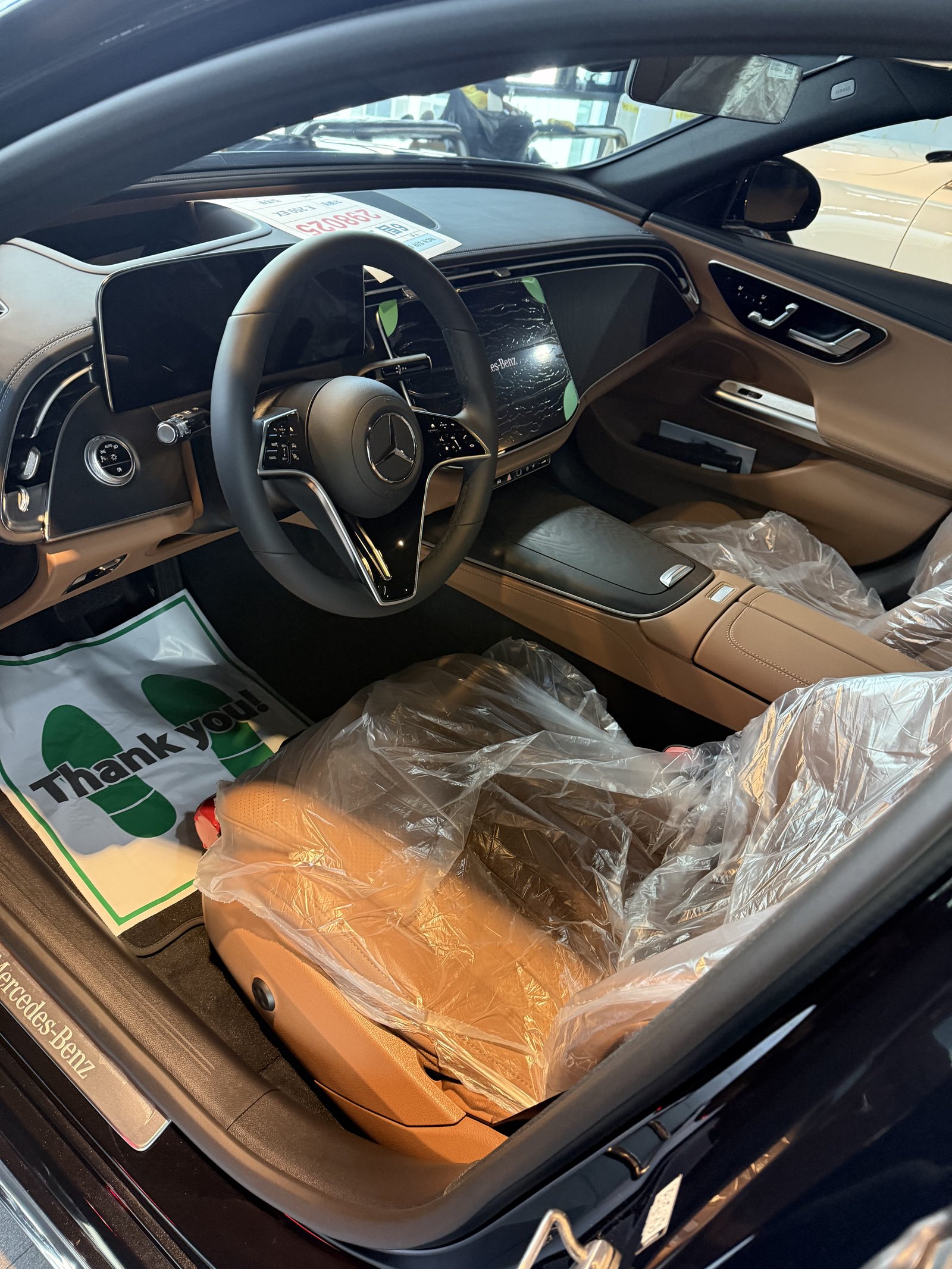 E200 EX 탠 가죽 실내